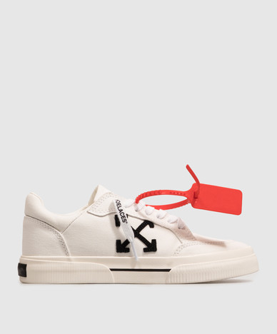 Sneakers bianche vulcanizzate con logo testurizzato