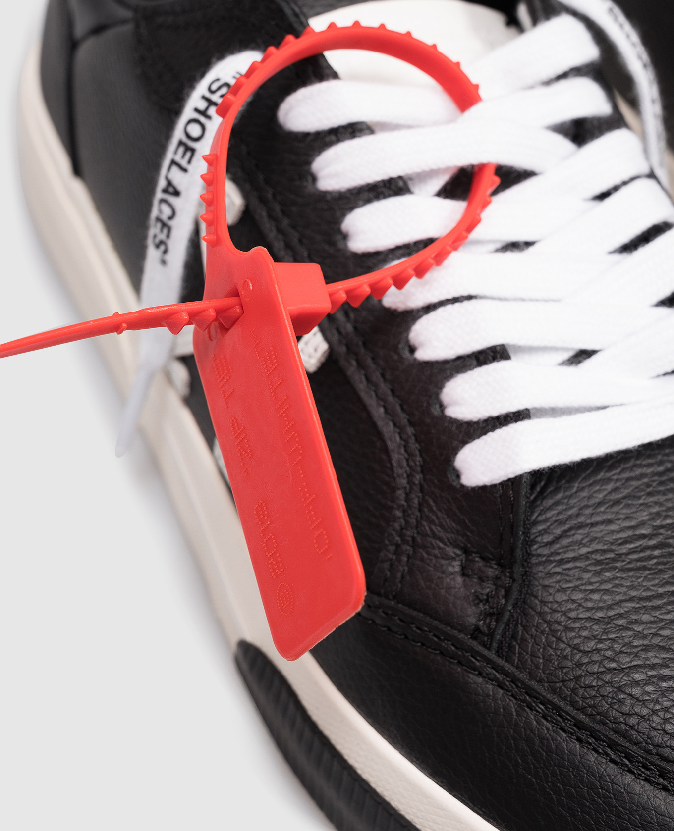 

Black Vulc leather sneakers with logo Off-White