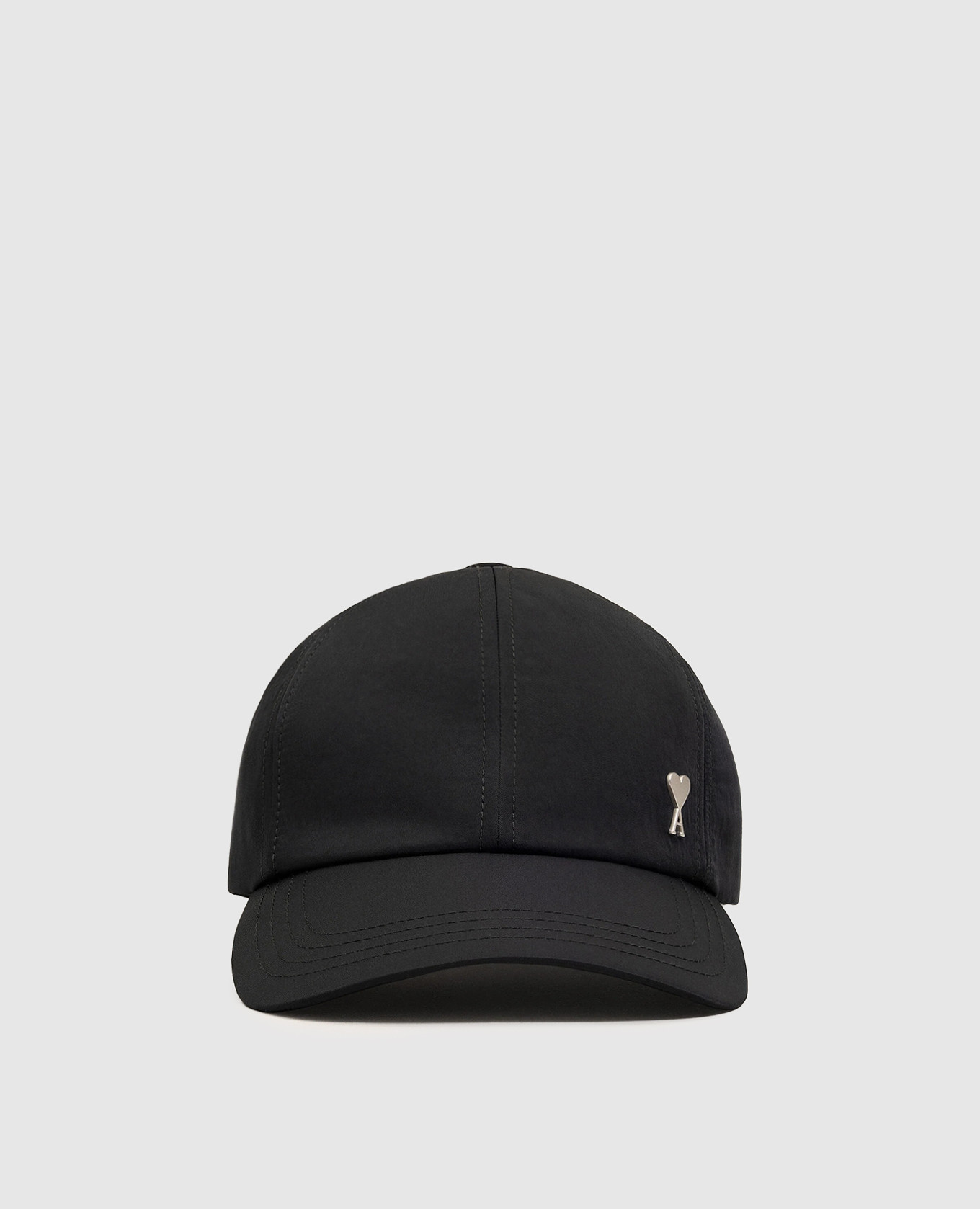 

Black cap with emblem Ami Paris