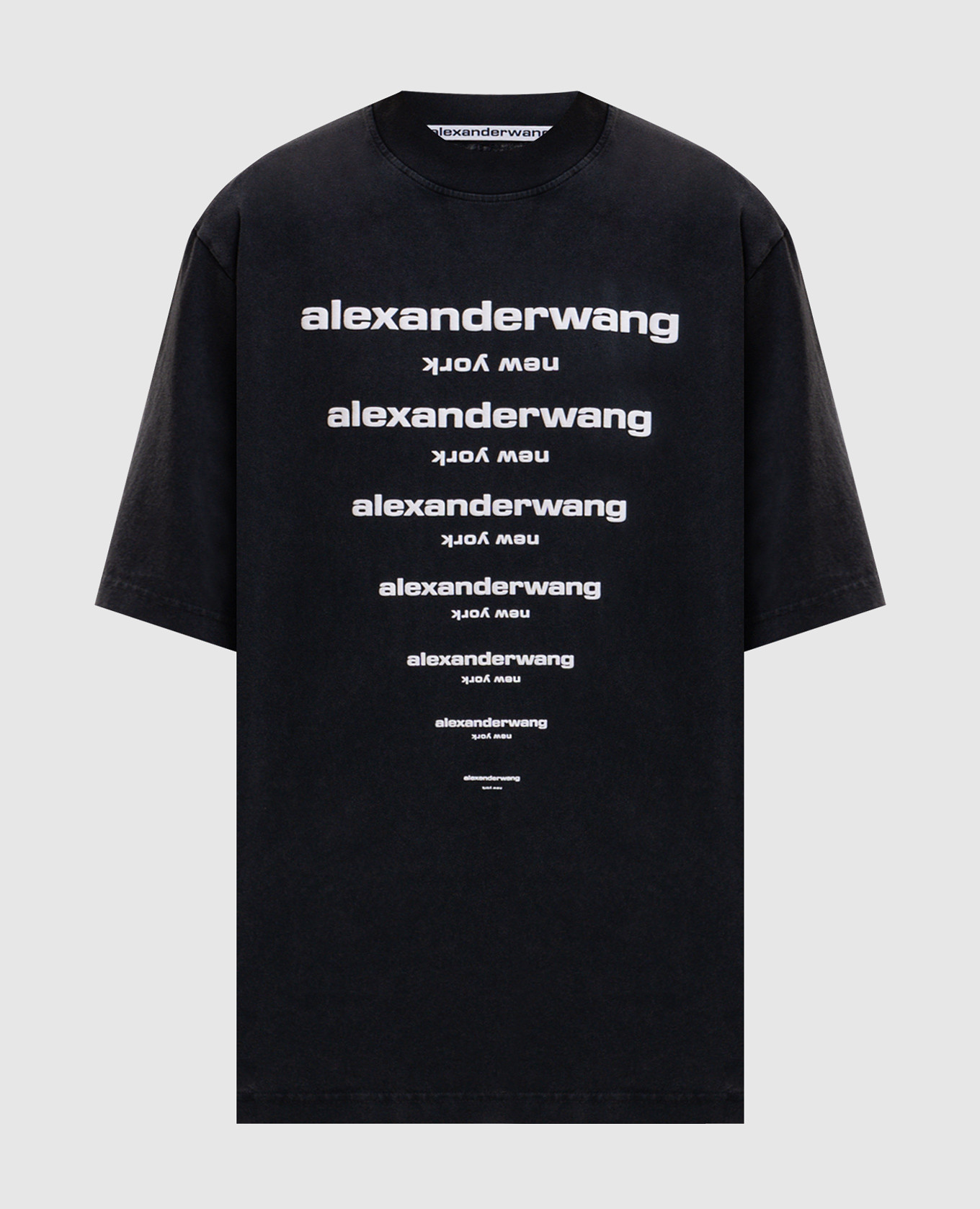 Black T-shirt with contrast logo