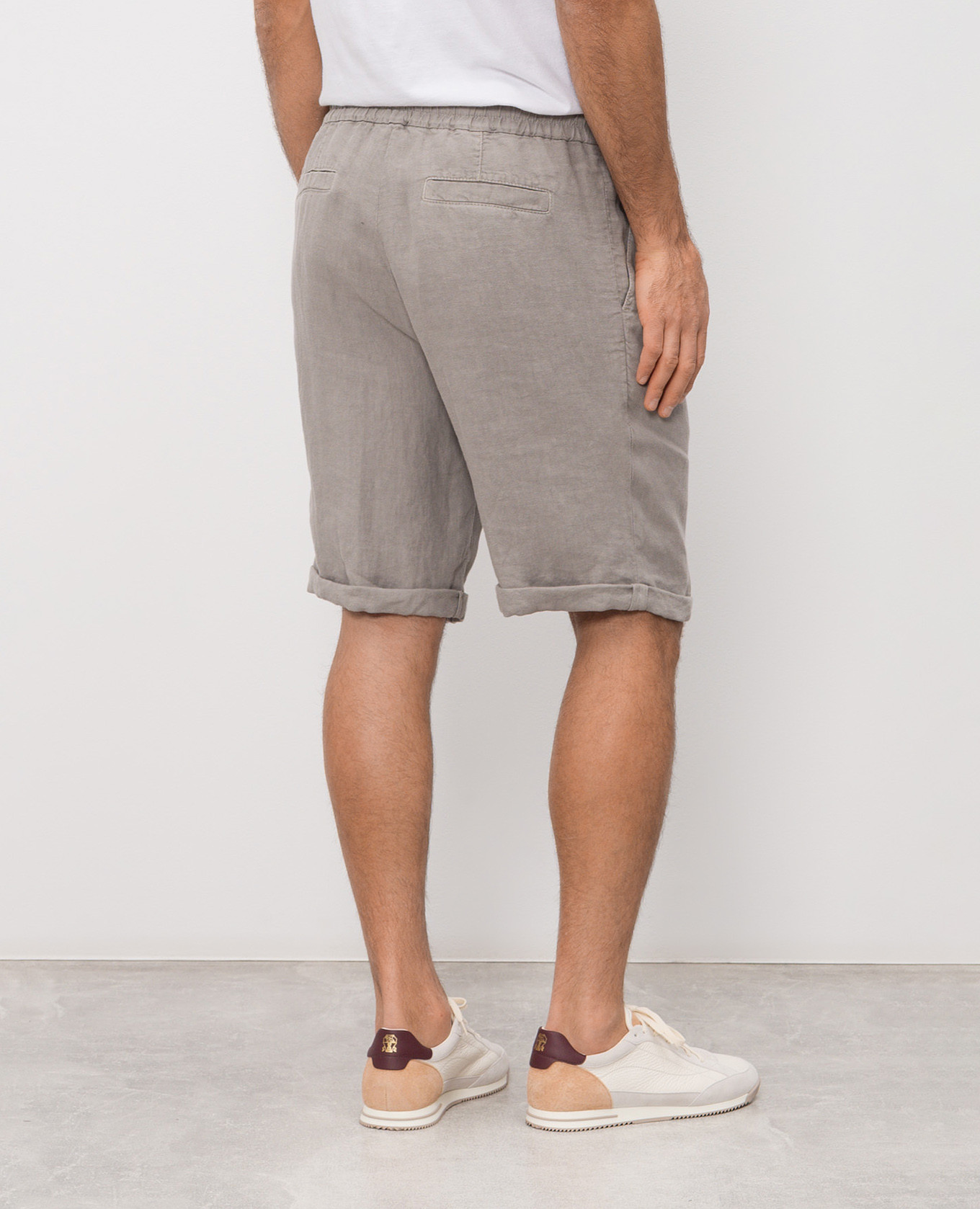 

Khaki linen shorts Brunello Cucinelli