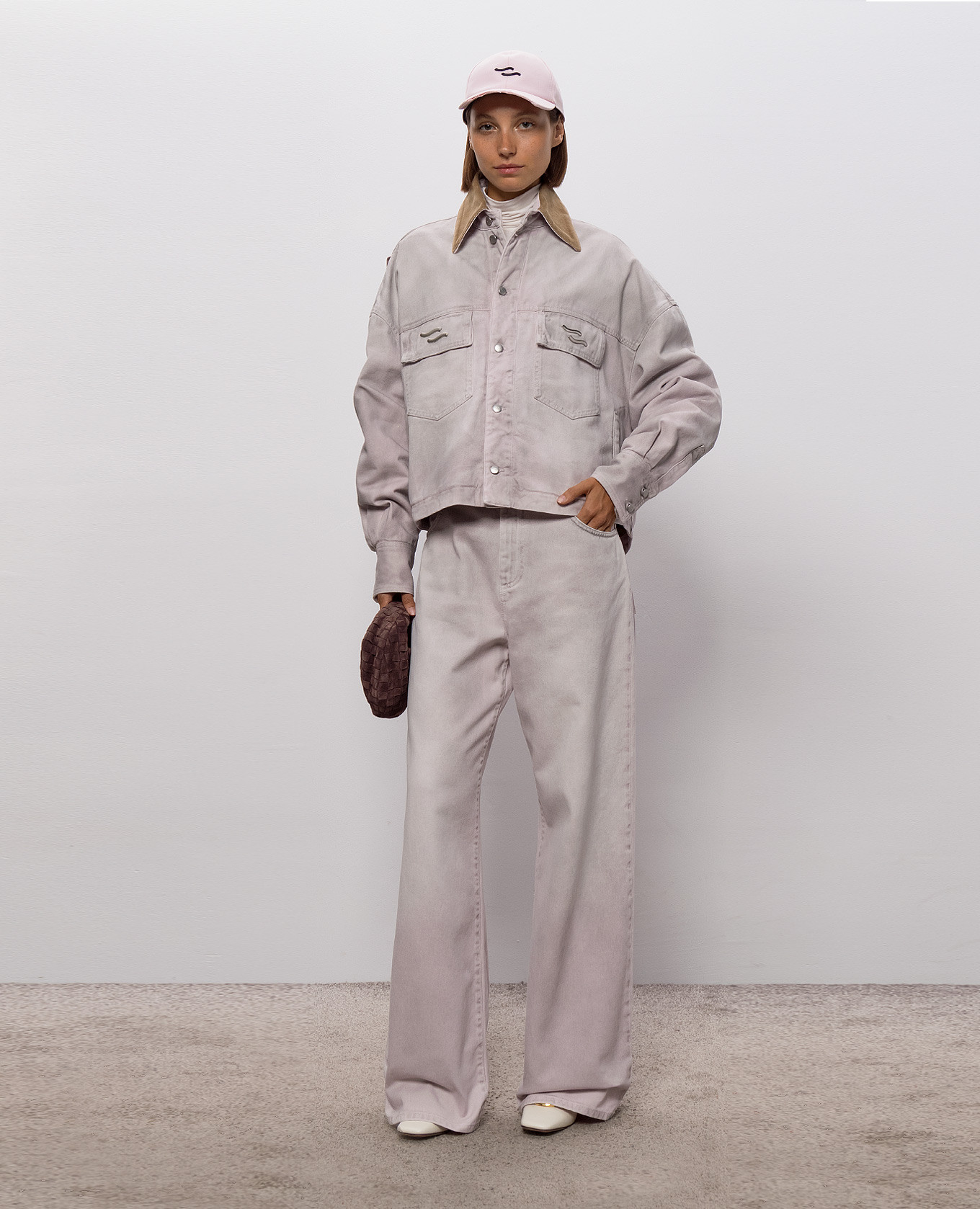 Justo pink jeans with logo patch SSHEENA 2