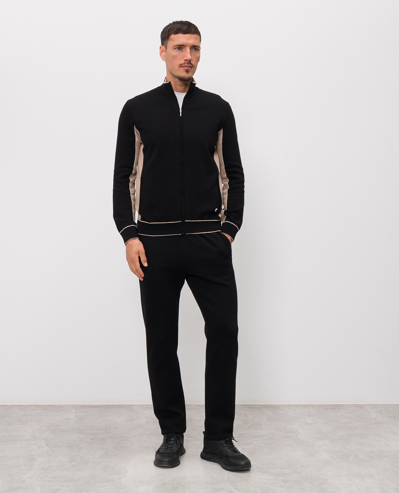 

Black cotton tracksuit Bertolo Cashmere