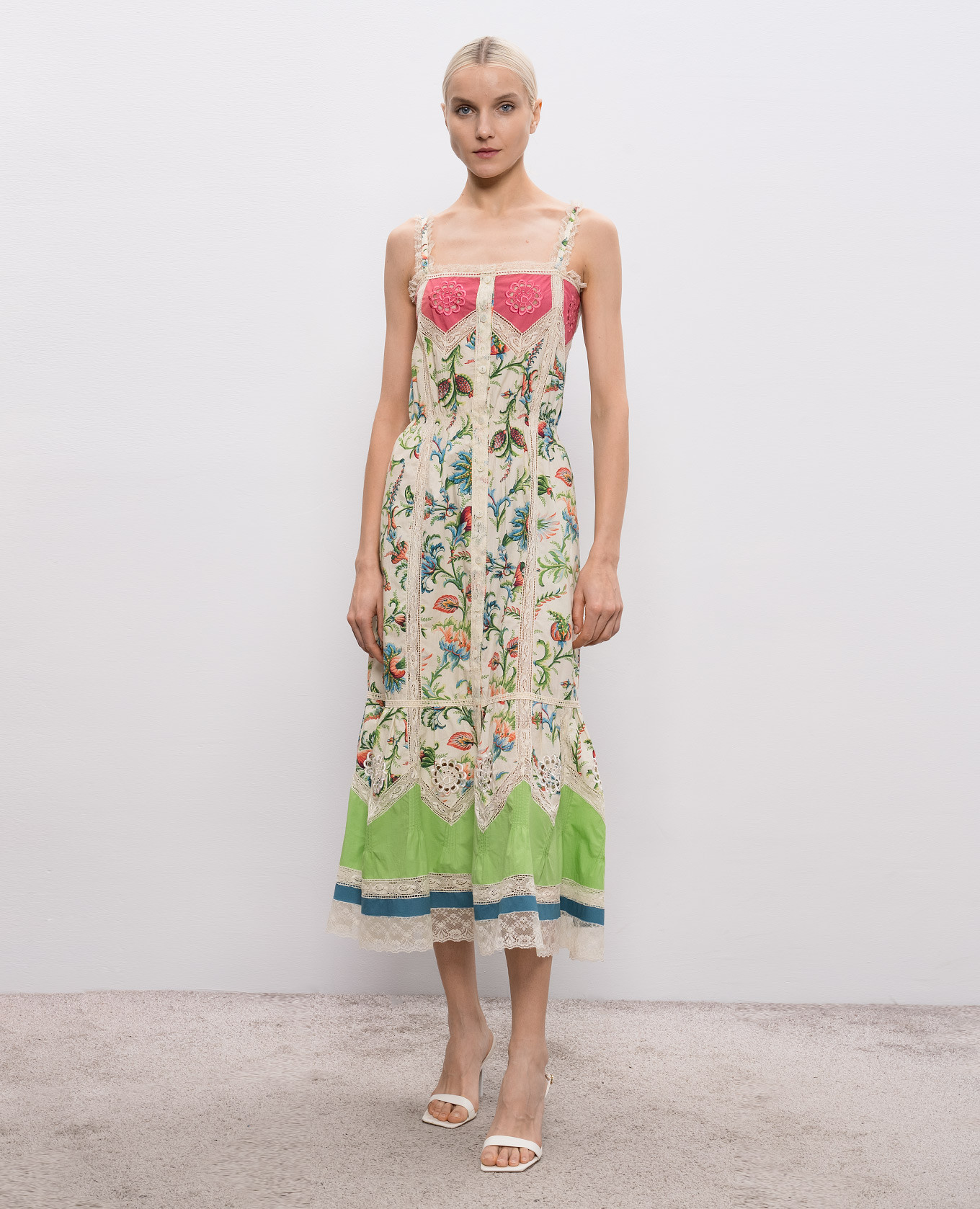 

Beige floral print dress with lace Etro