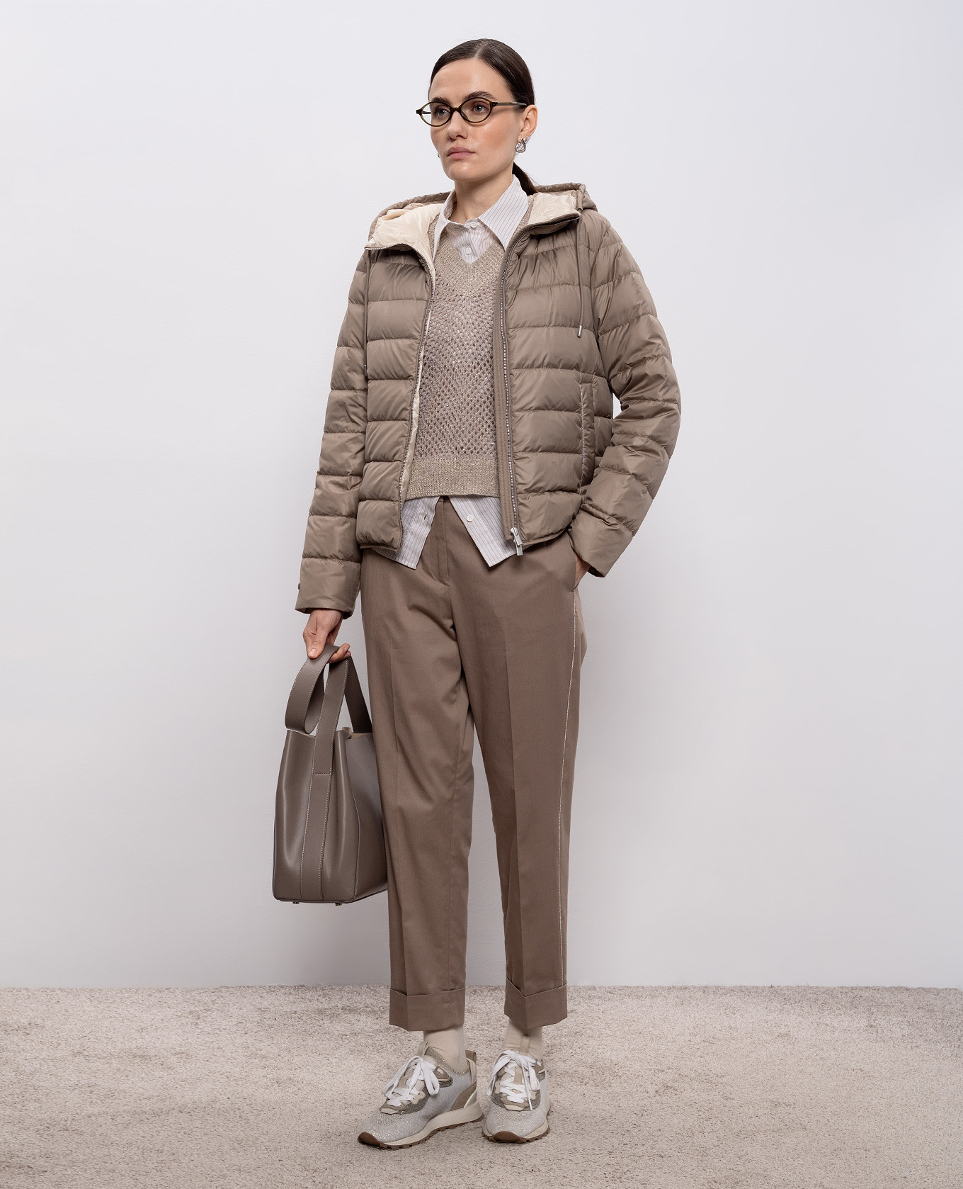 

Brown openwork linen vest with sequins Peserico