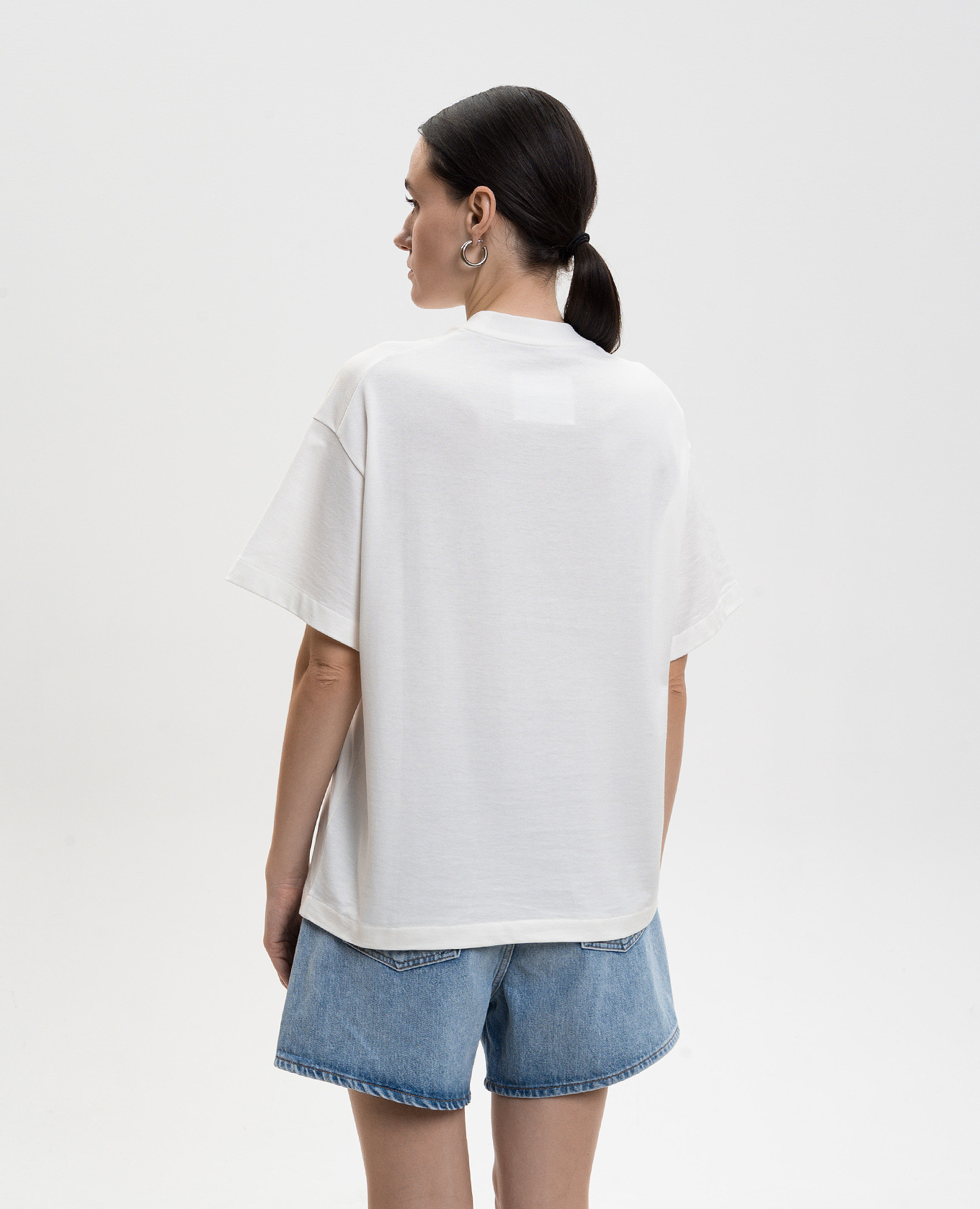 

White straight-cut T-shirt with logo Jil Sander