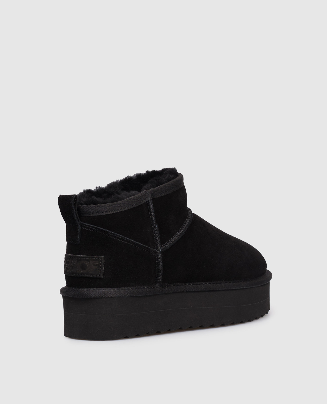 

Black suede platform boots with fur trim Colors of California