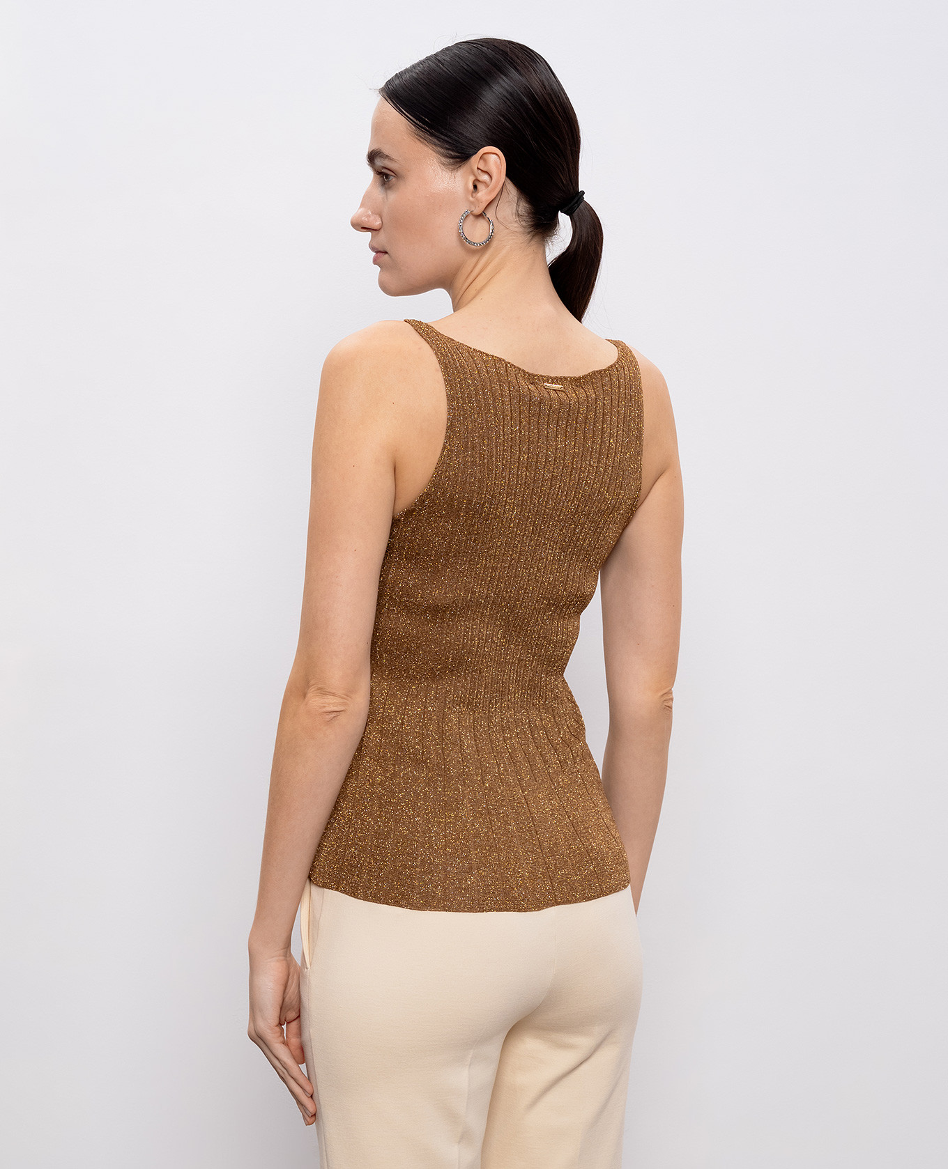 

Brown ribbed top with lurex Twinset