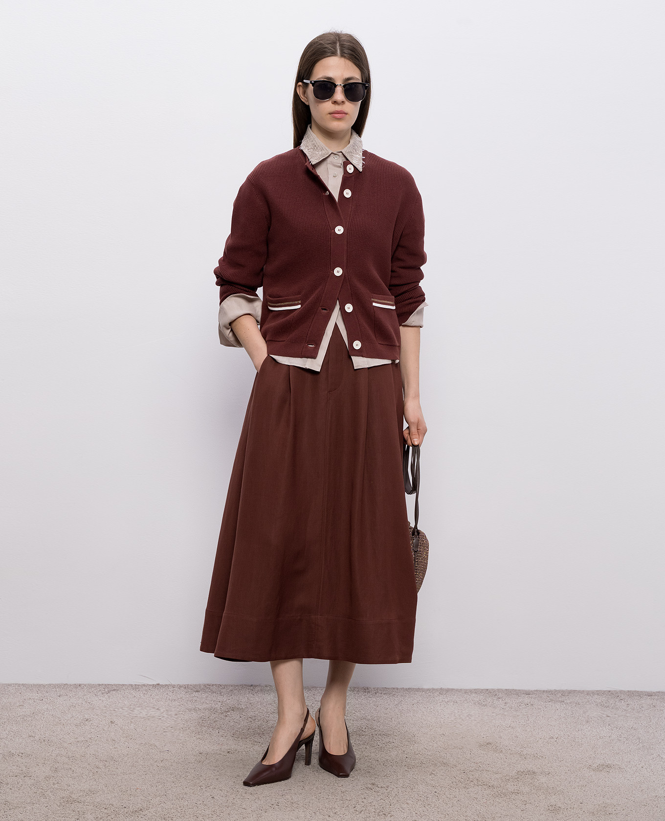 

Brown cardigan with monil chain Brunello Cucinelli