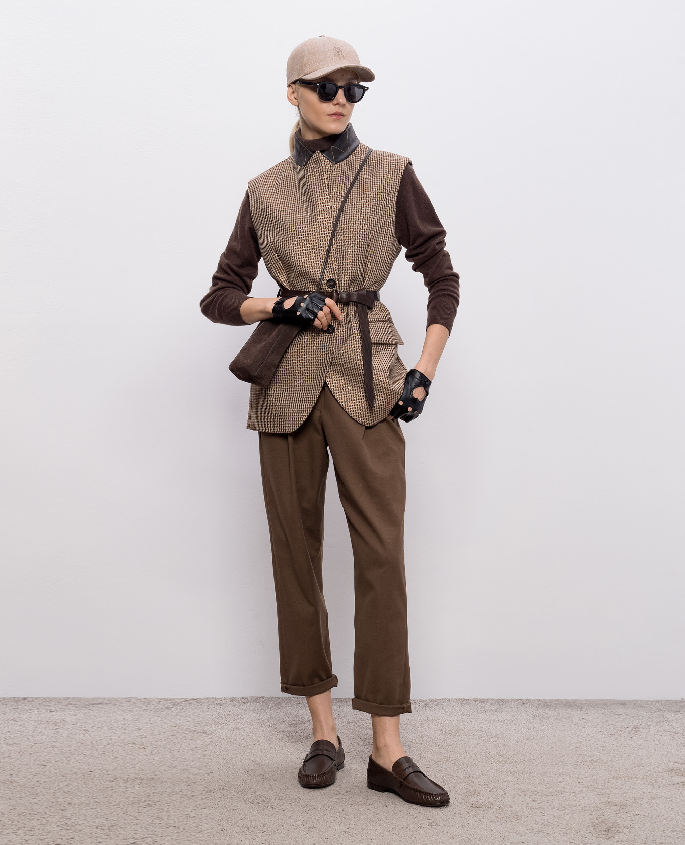 

Beige wool vest with lurex pattern Brunello Cucinelli