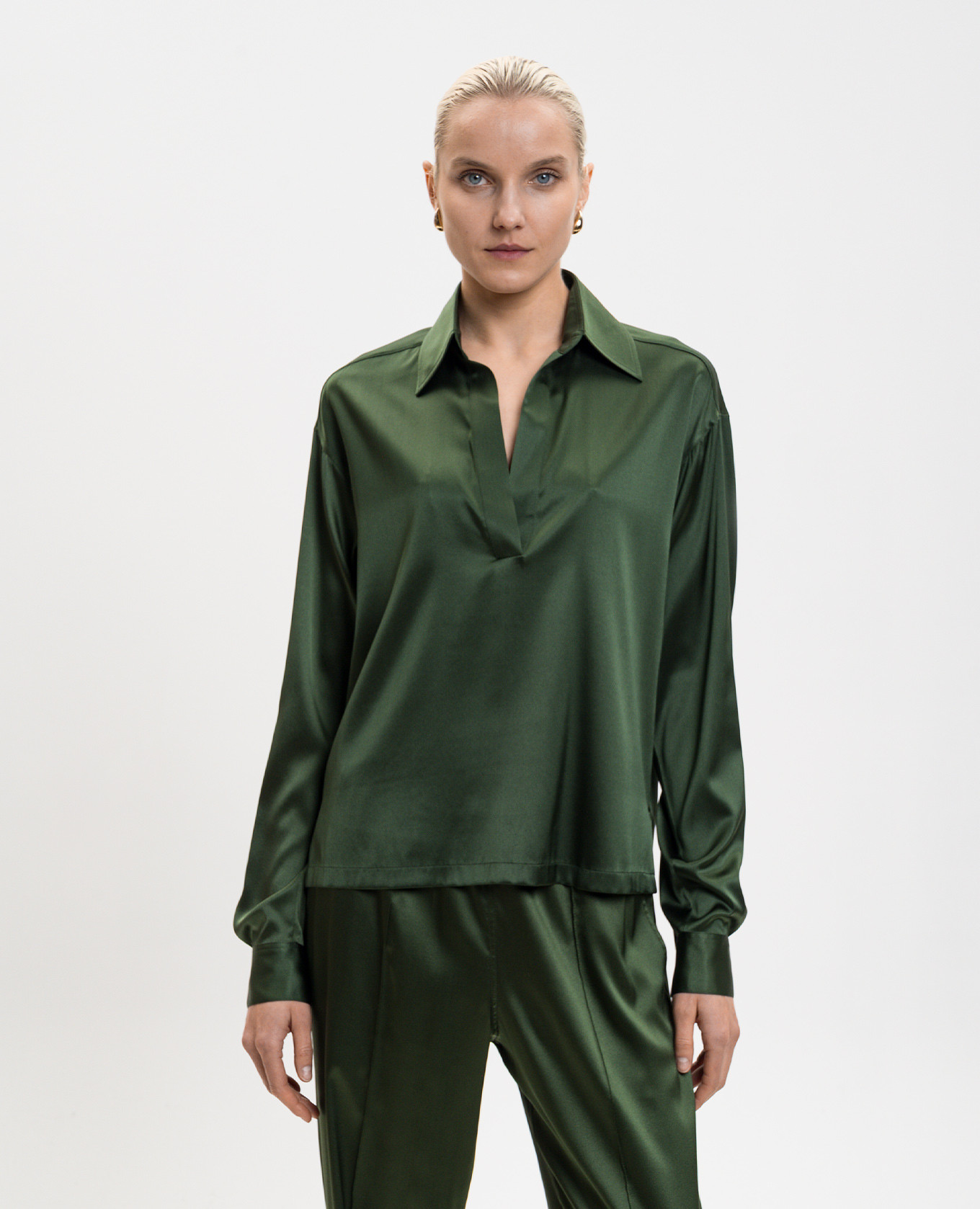 

Green silk blouse Tom Ford