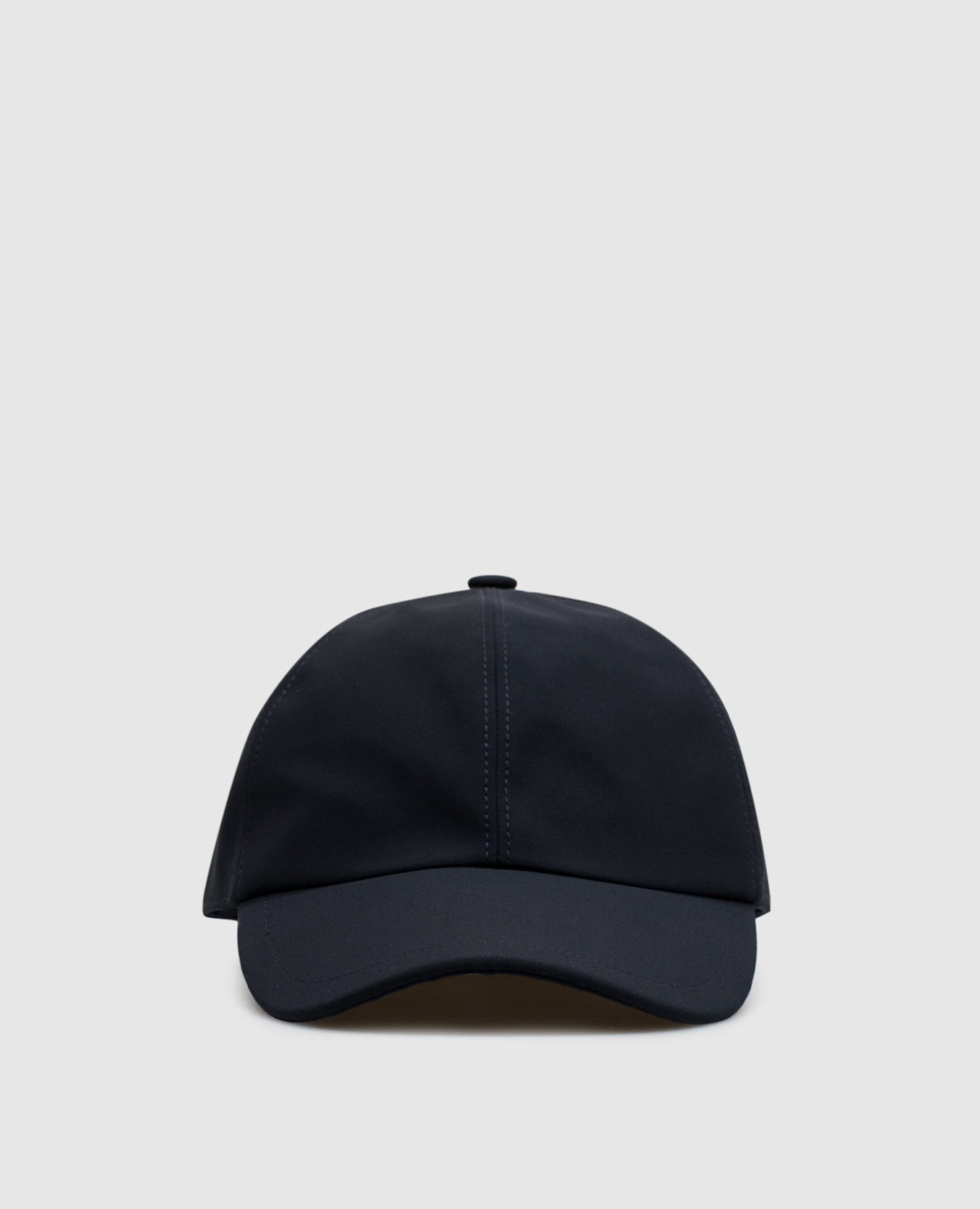 Blue cap with engraved logo