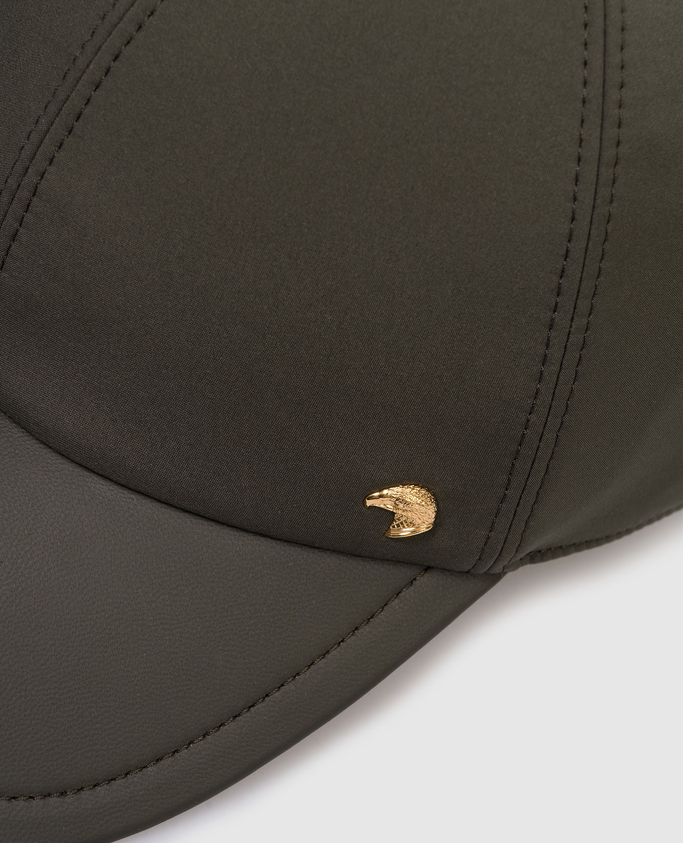 

Green cap with emblem Stefano Ricci