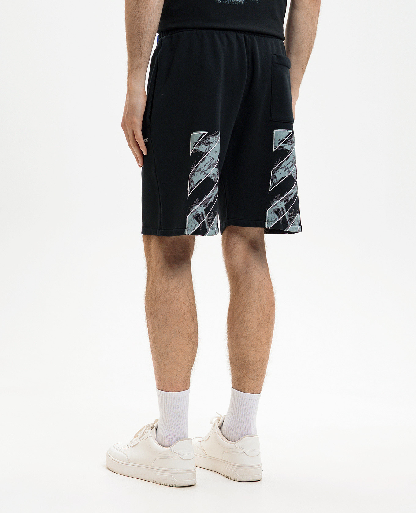 

Black shorts with print Off-White