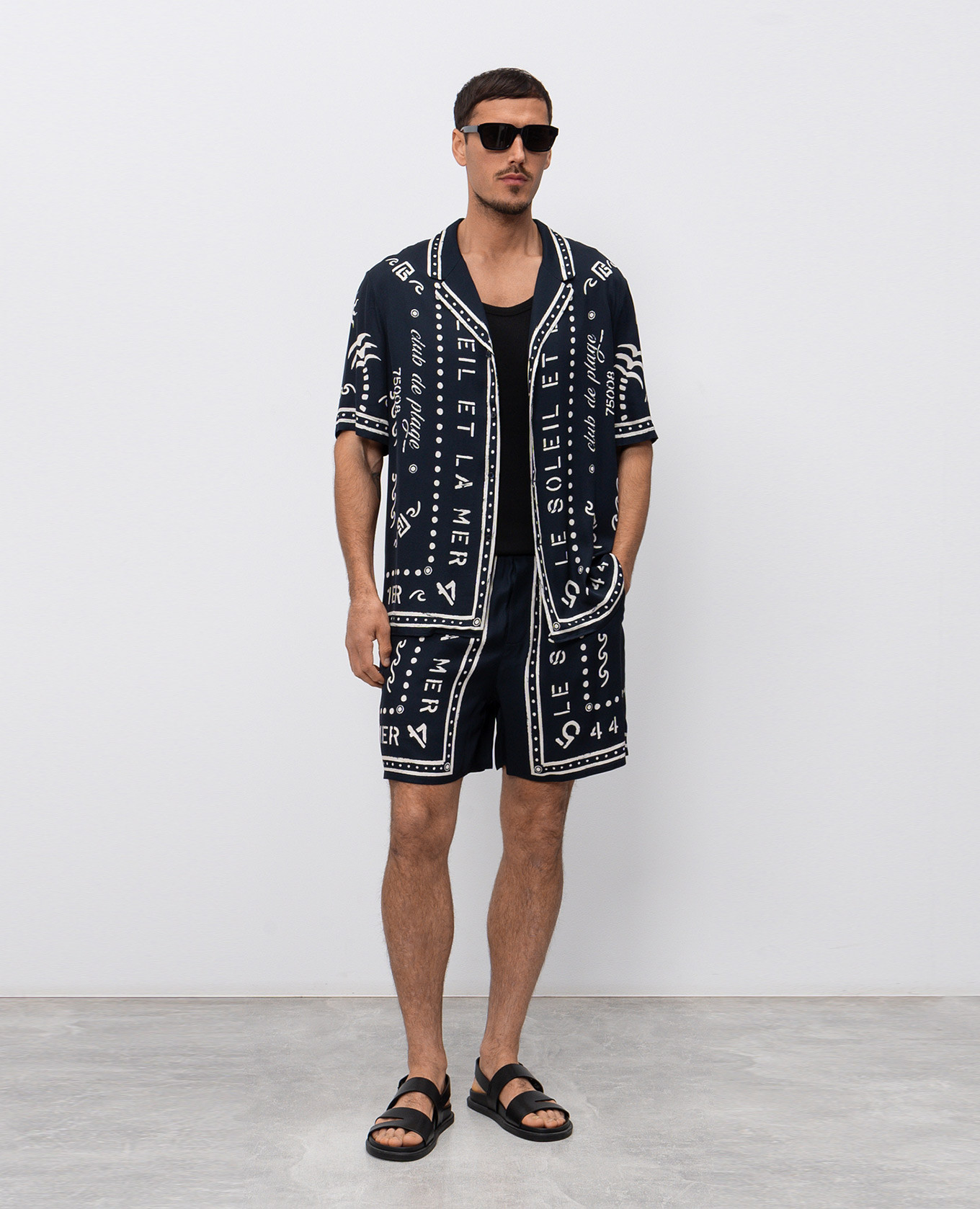 

Blue shorts with print Balmain