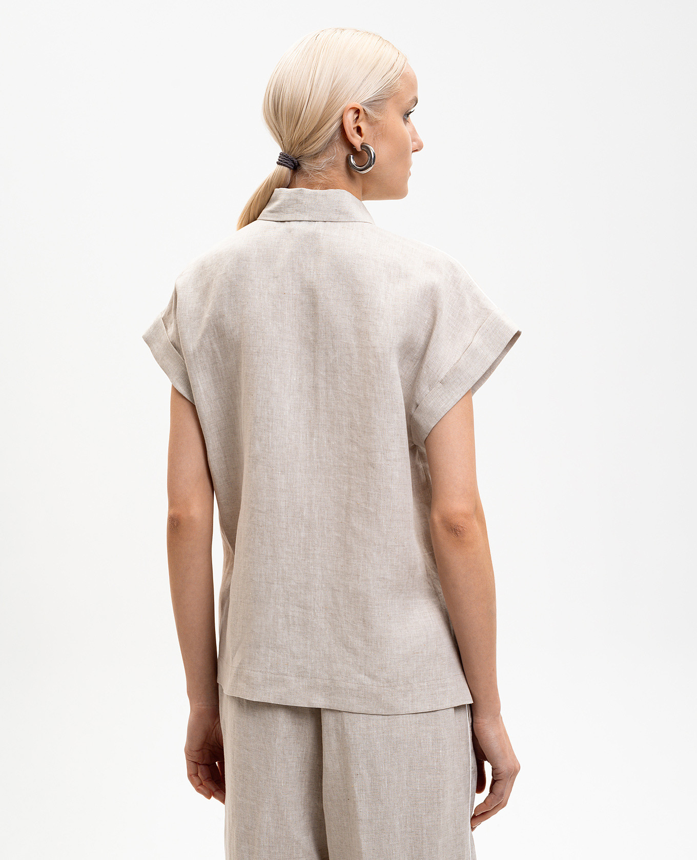 

Gray linen shirt Peserico, Grey