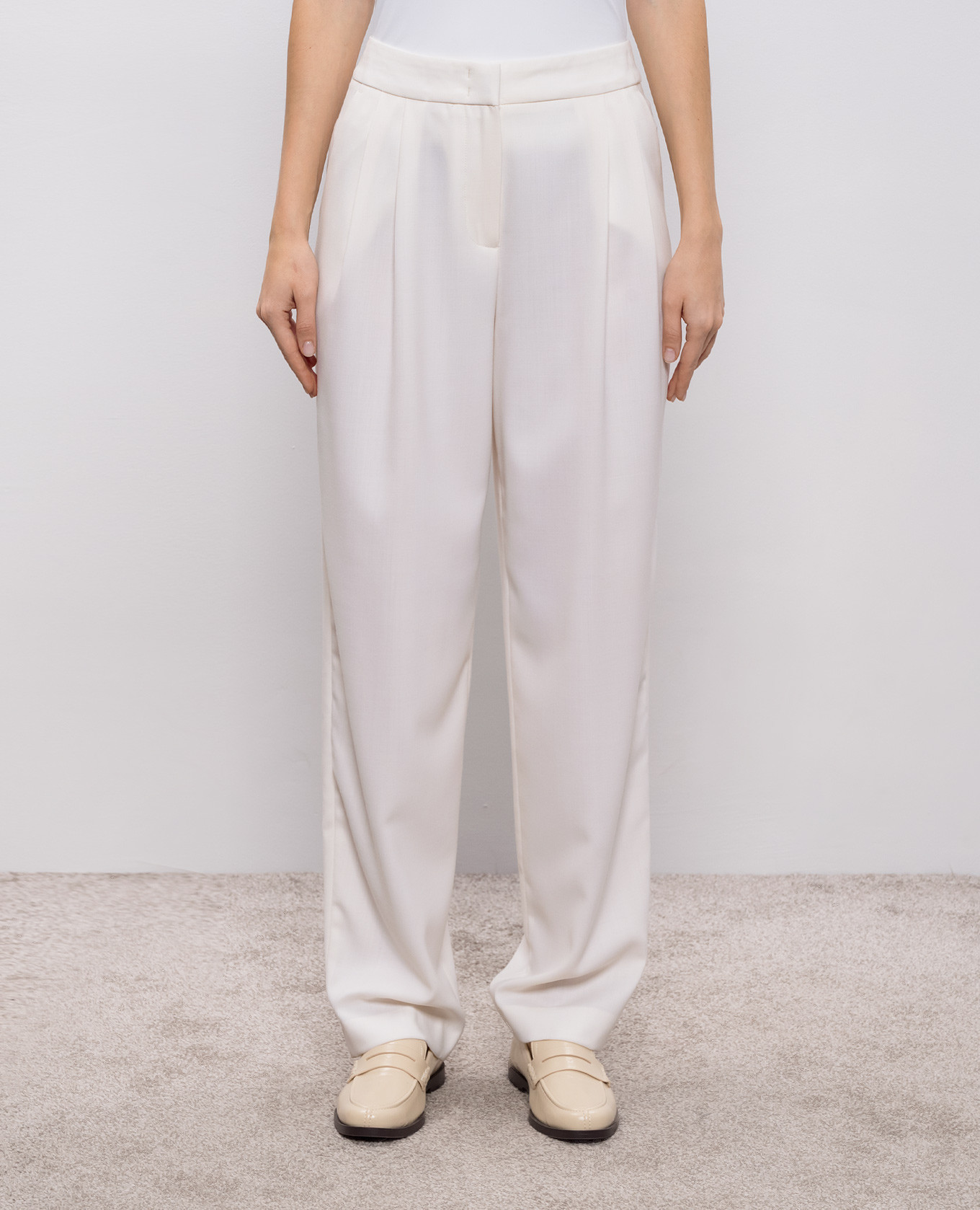 

White pants with wool Peserico