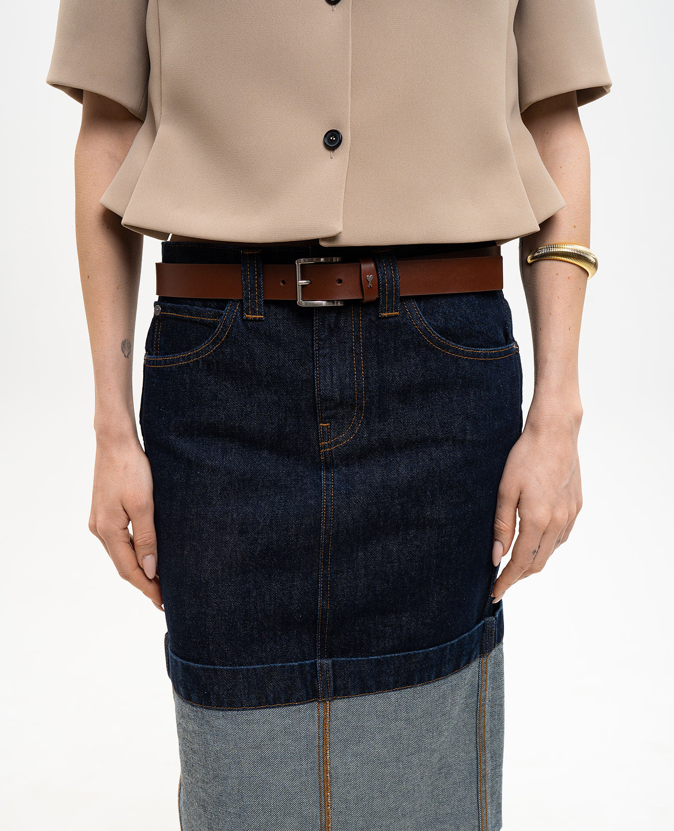 

Brown leather belt with textured emblem Ami Paris