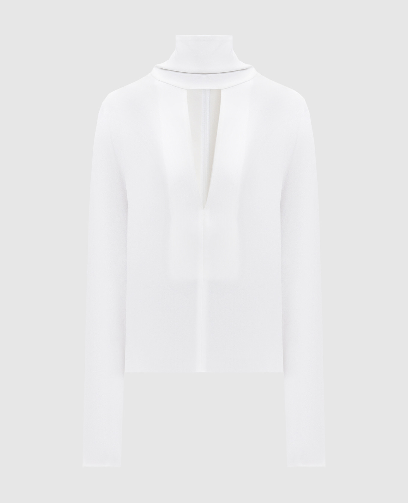 

Olamo white blouse 16Arlington