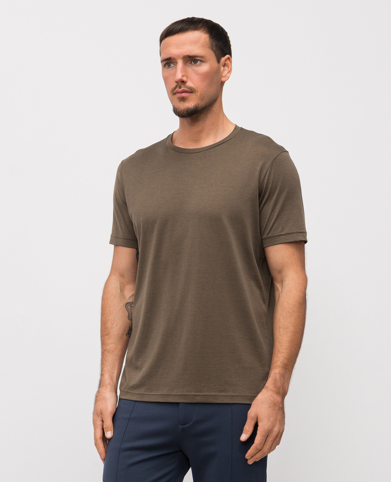 

ENNO khaki silk T-shirt Stefan Brandt