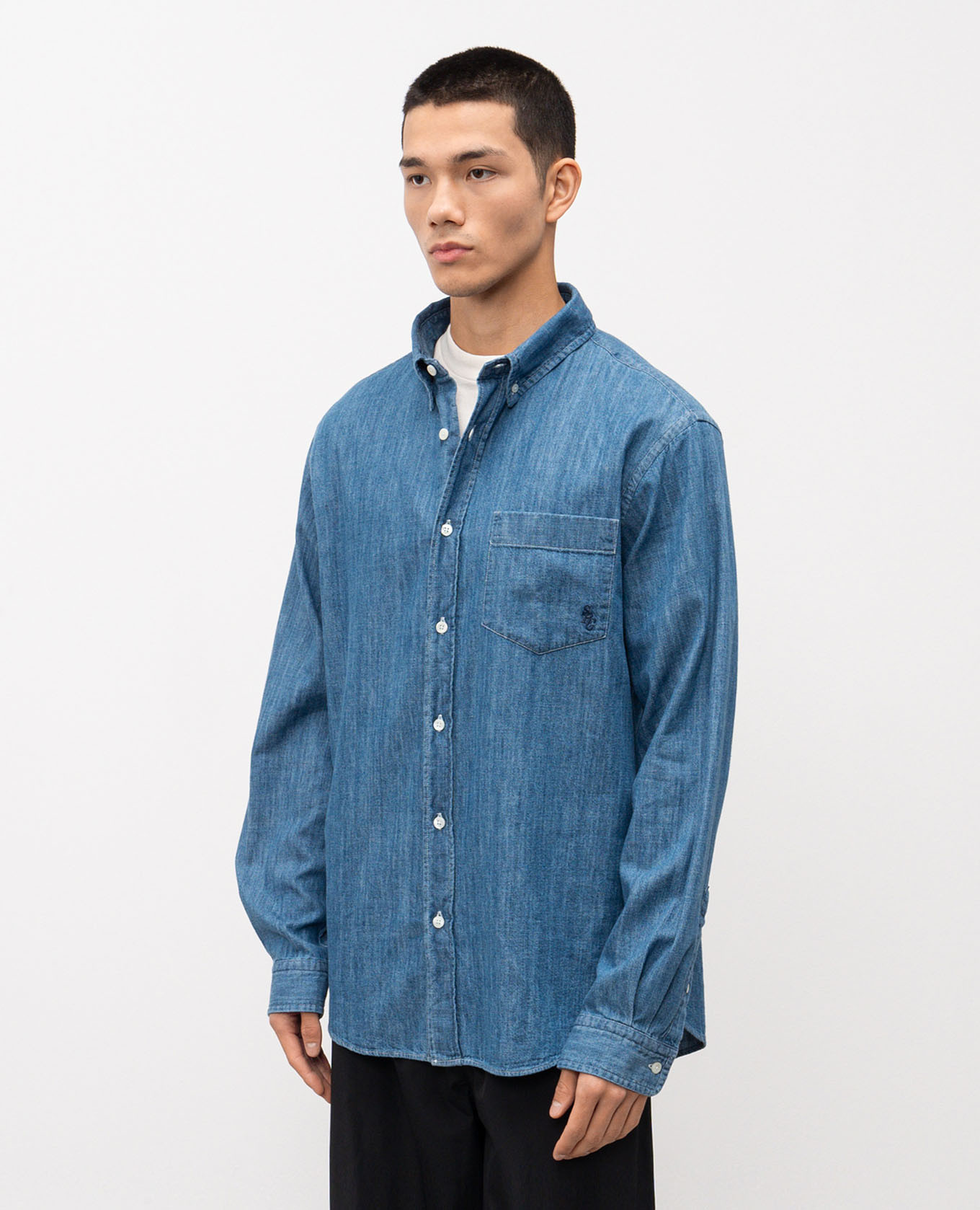 

Blue denim shirt with monogram logo Sporty & Rich