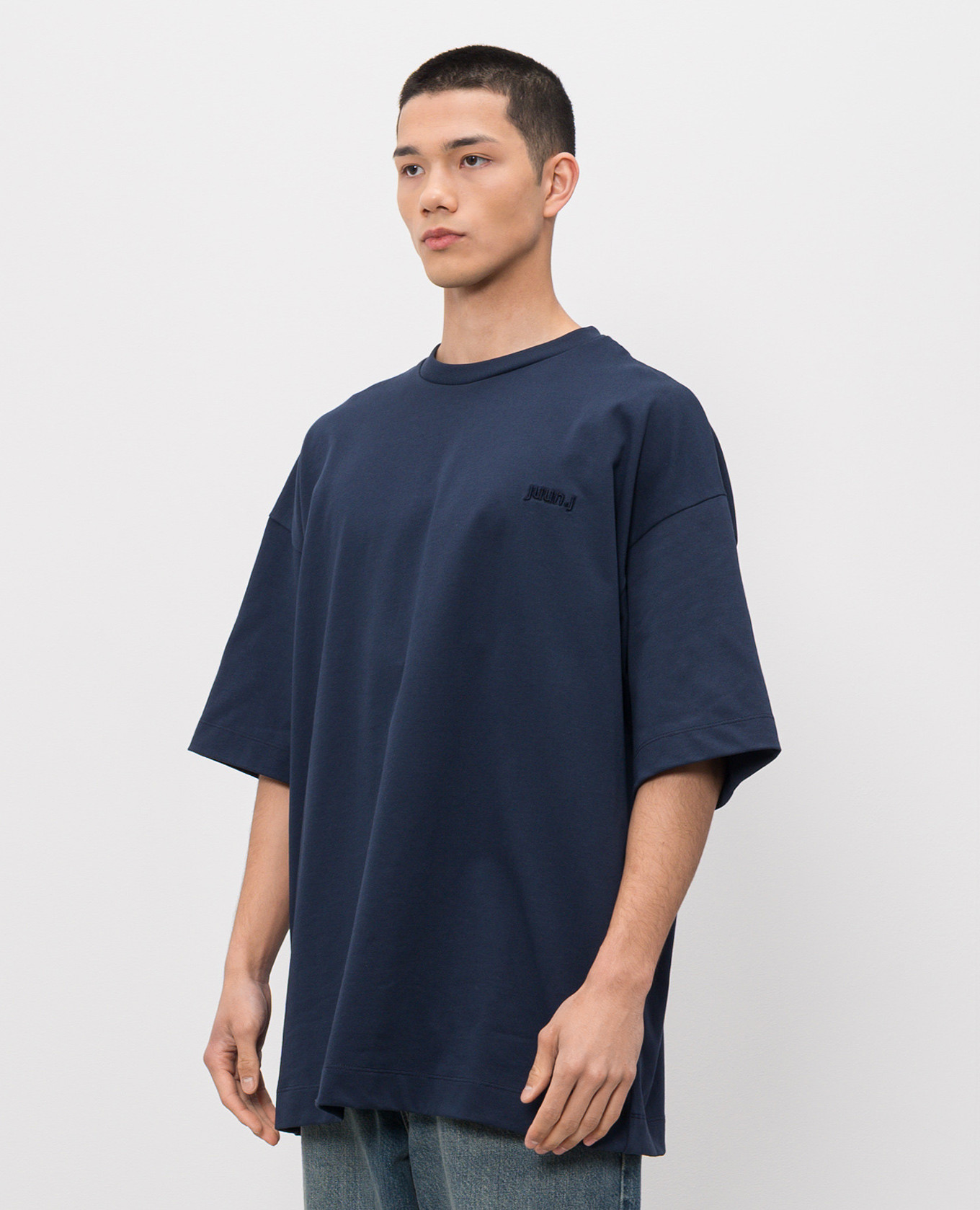 

Blue T-shirt with embroidered logo Juun.j