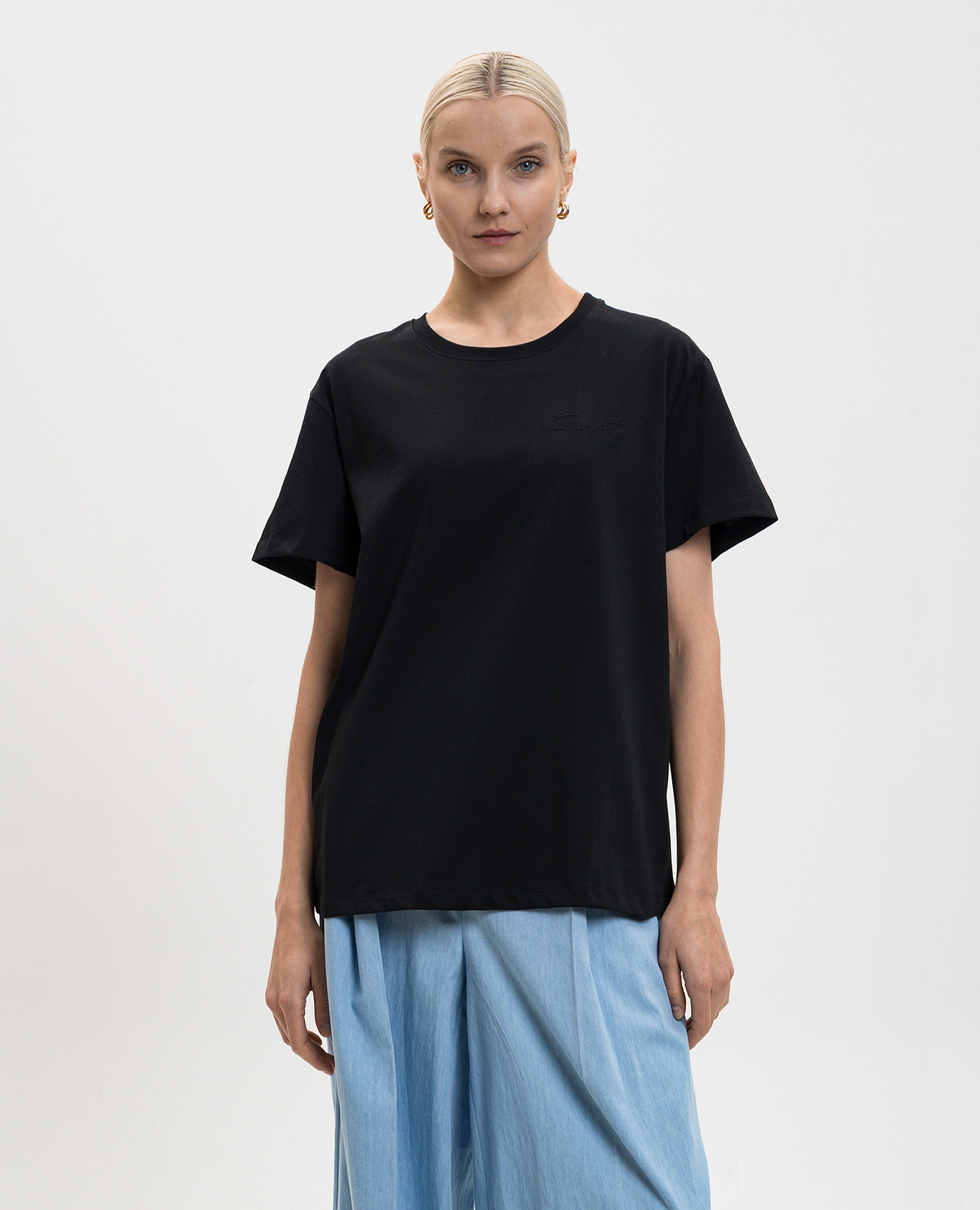

Black T-shirt with textured logo Twinset