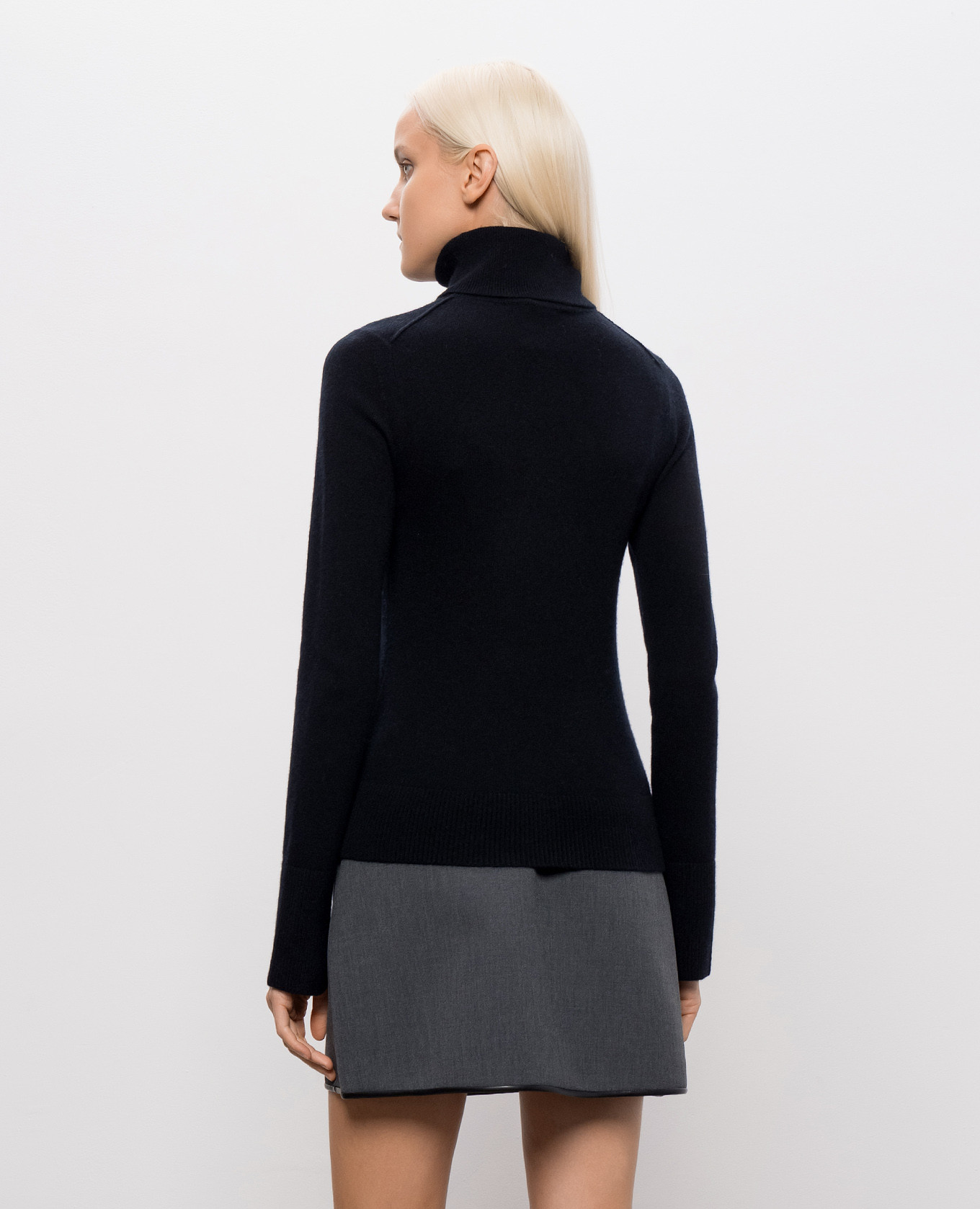 Fenwick black cashmere golf Simkhai 4