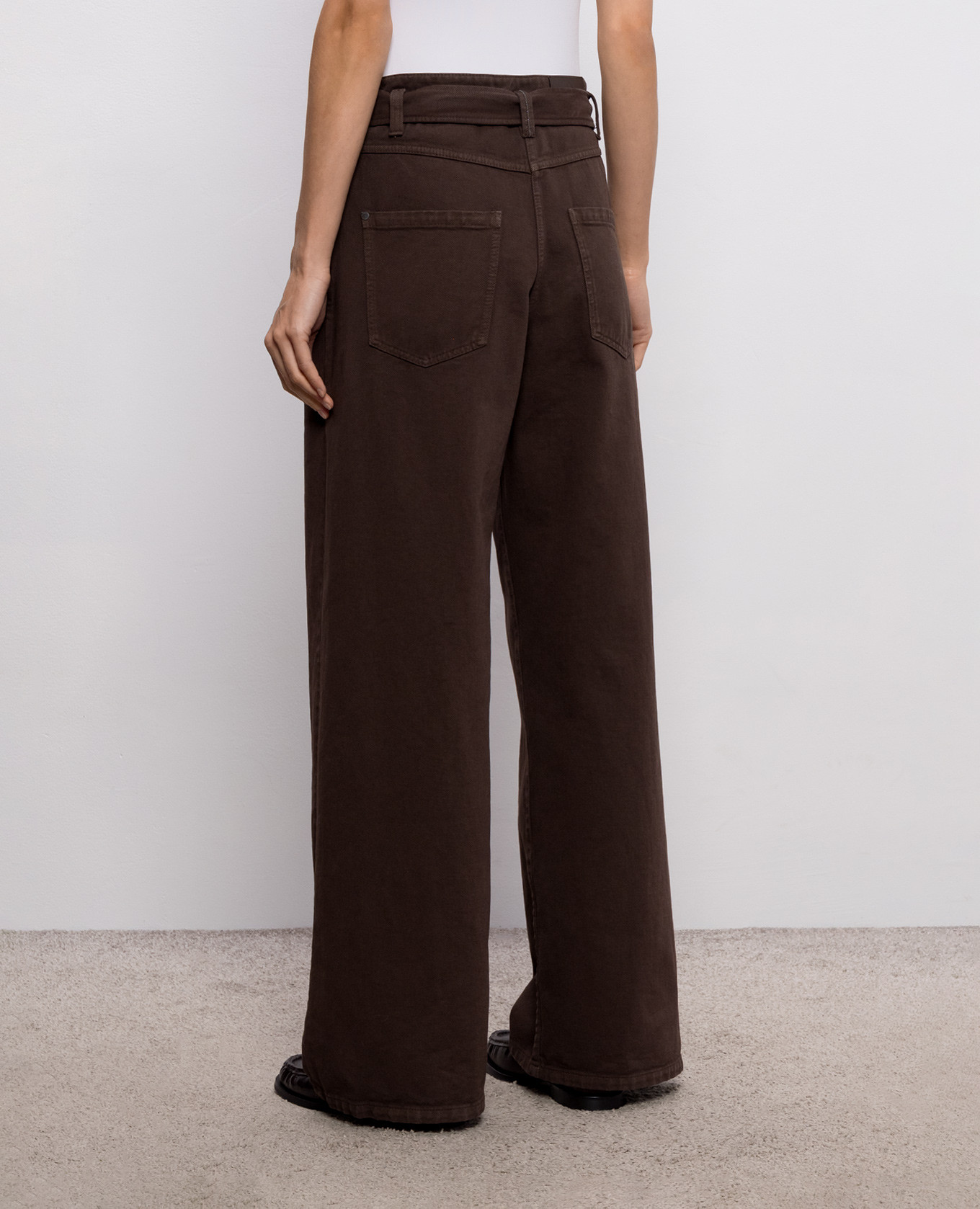 Brown jeans with a belt Brunello Cucinelli 4