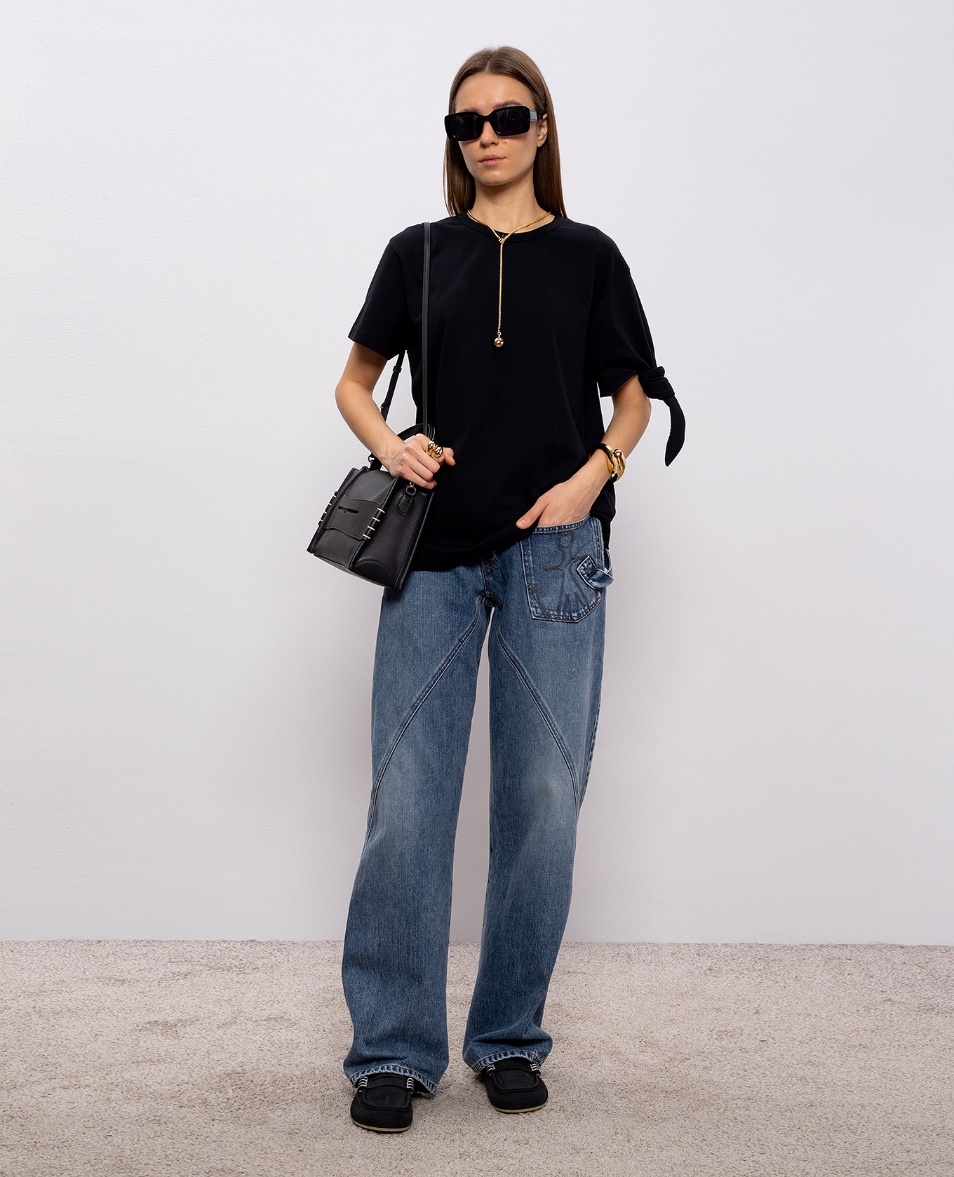 

Black T-shirt JW Anderson