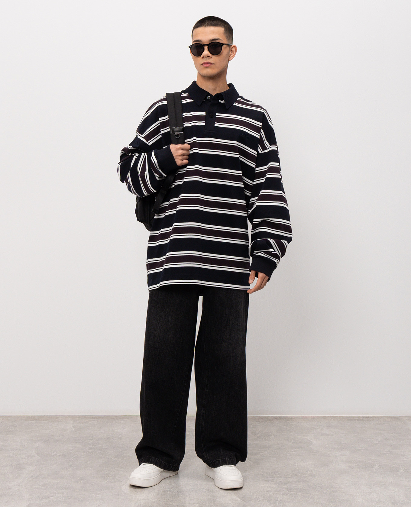 

Navy striped sweatshirt with polo collar Juun.j, Blue