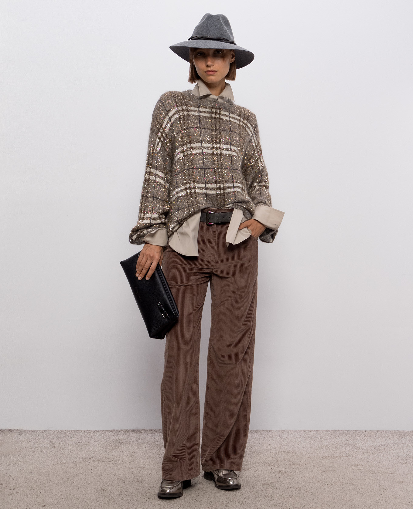 

Brown corduroy pants with monil chain Brunello Cucinelli