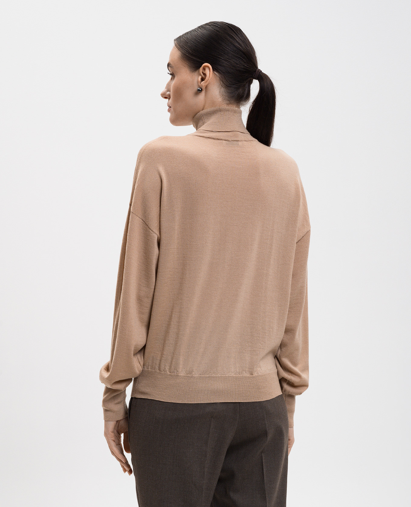 

Beige wool golf Peserico