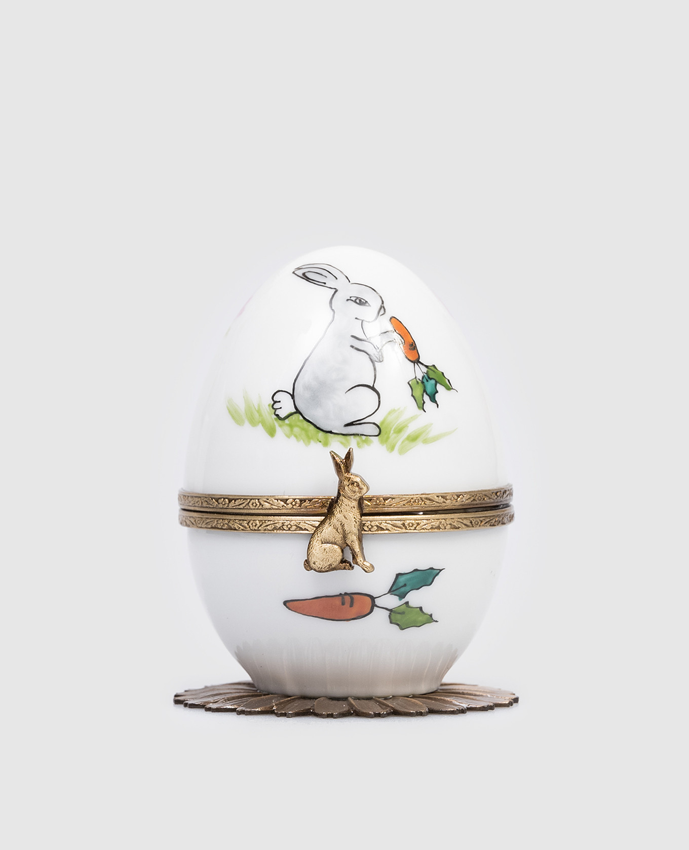 

White musical porcelain egg Rabbit Fanex France