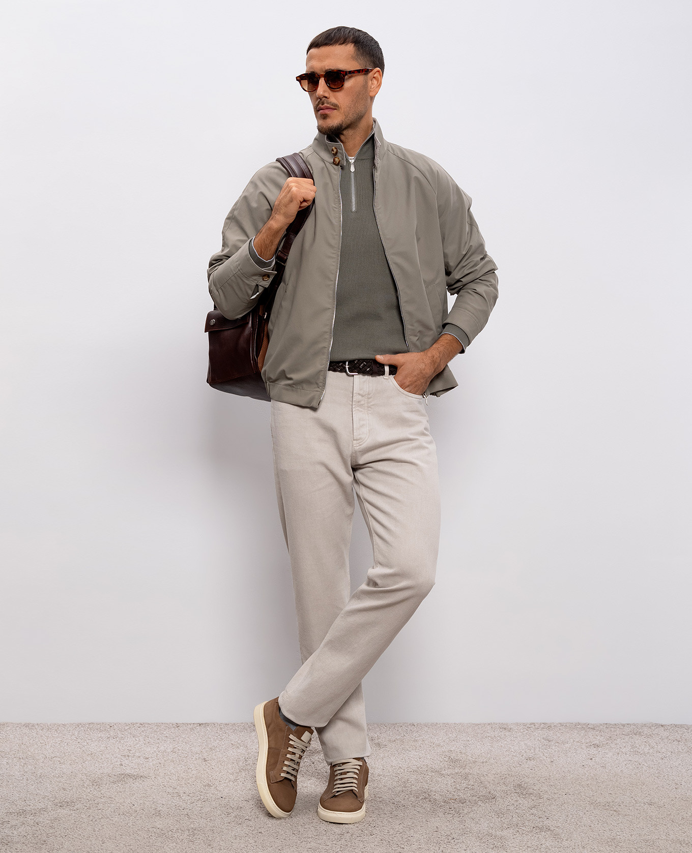 

Grey jeans with logo patch Brunello Cucinelli