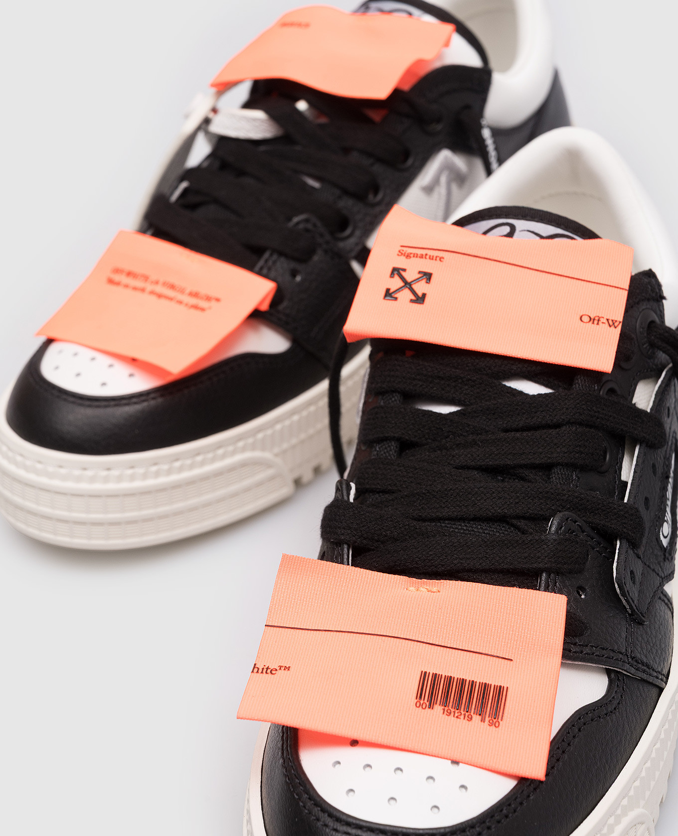 

Black leather 3.0 Court sneakers with appliqués Off-White