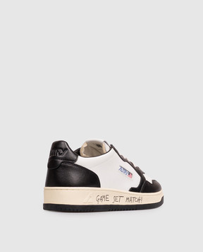 AUTRY MEDALIST white leather sneakers with logo patch AULMBH02