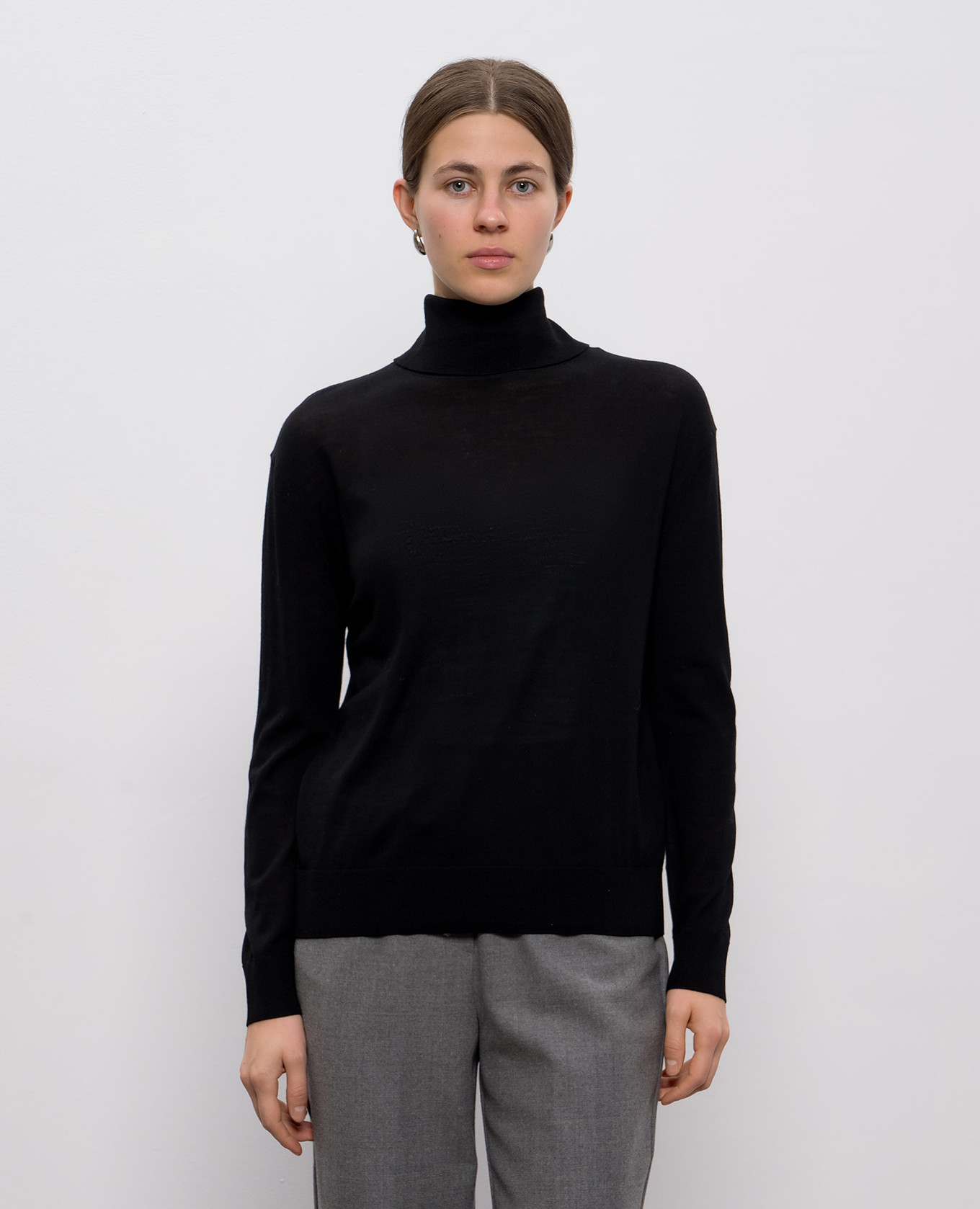 

Black wool golf Ballantyne