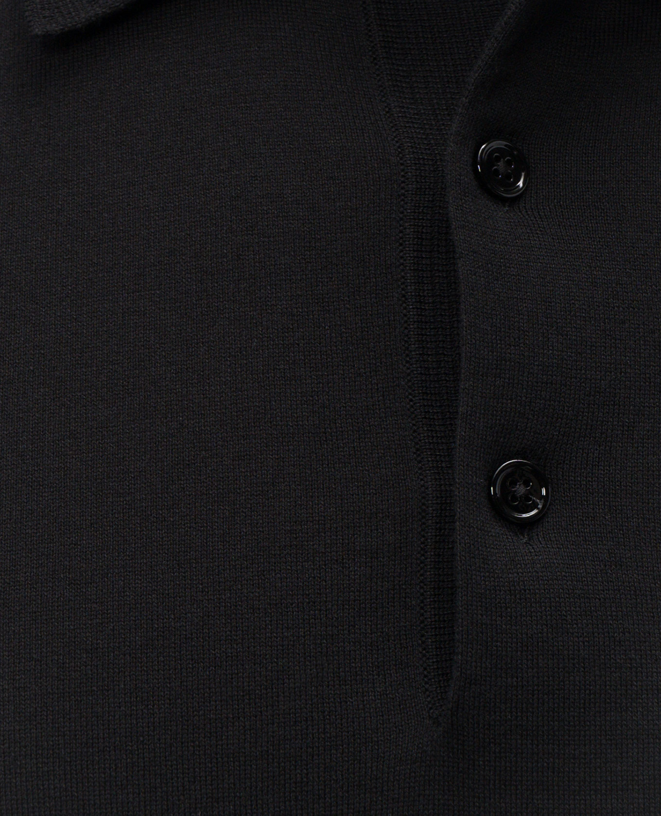 

Black polo Tom Ford