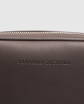 Brunello Cucinelli Brown leather toiletry bag with embossed logo MWZNBU430
