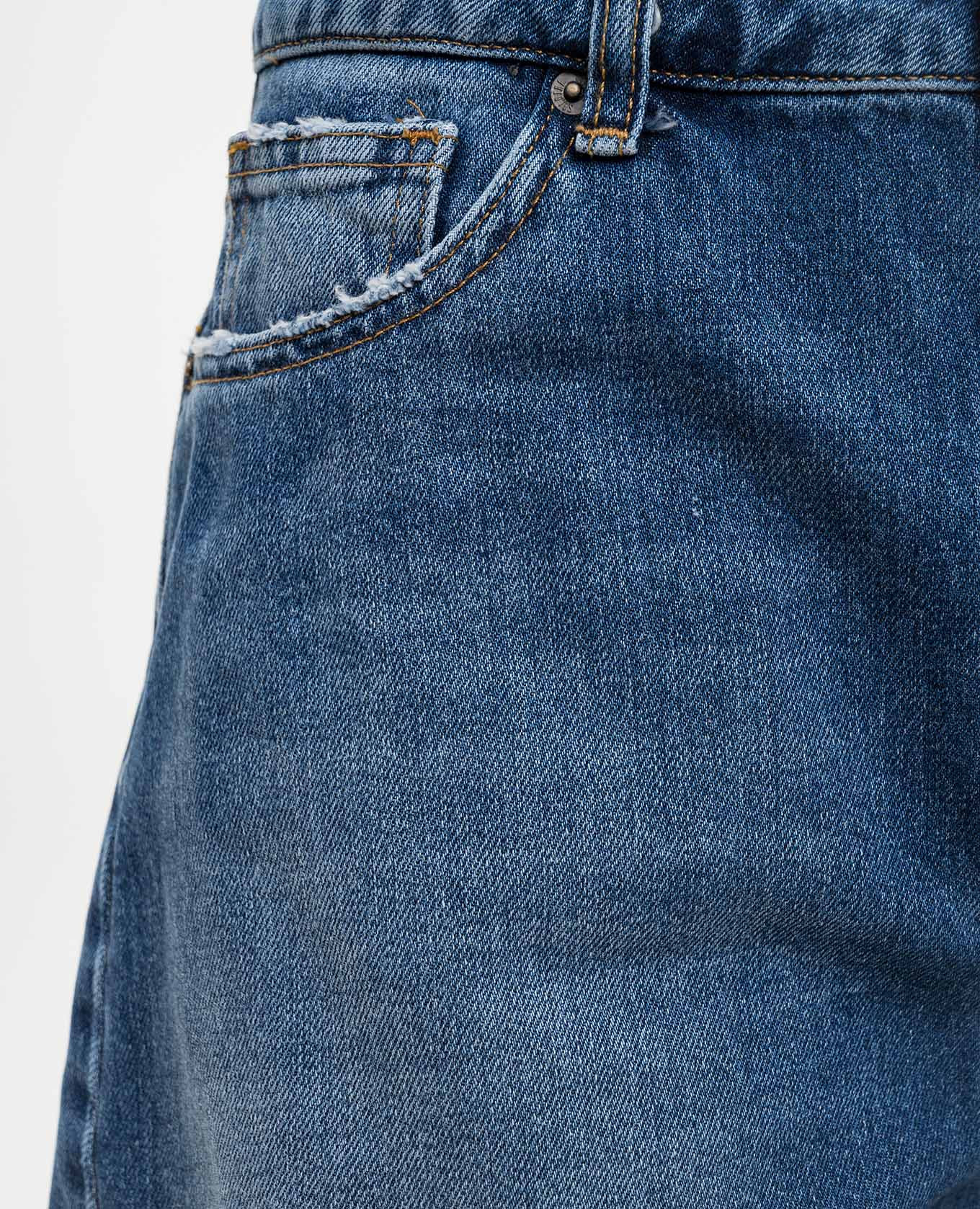 Blue denim shorts with a distressed effect Solotre 5