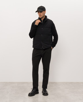 CAPOBIANCO Black quilted vest 21M151PE00