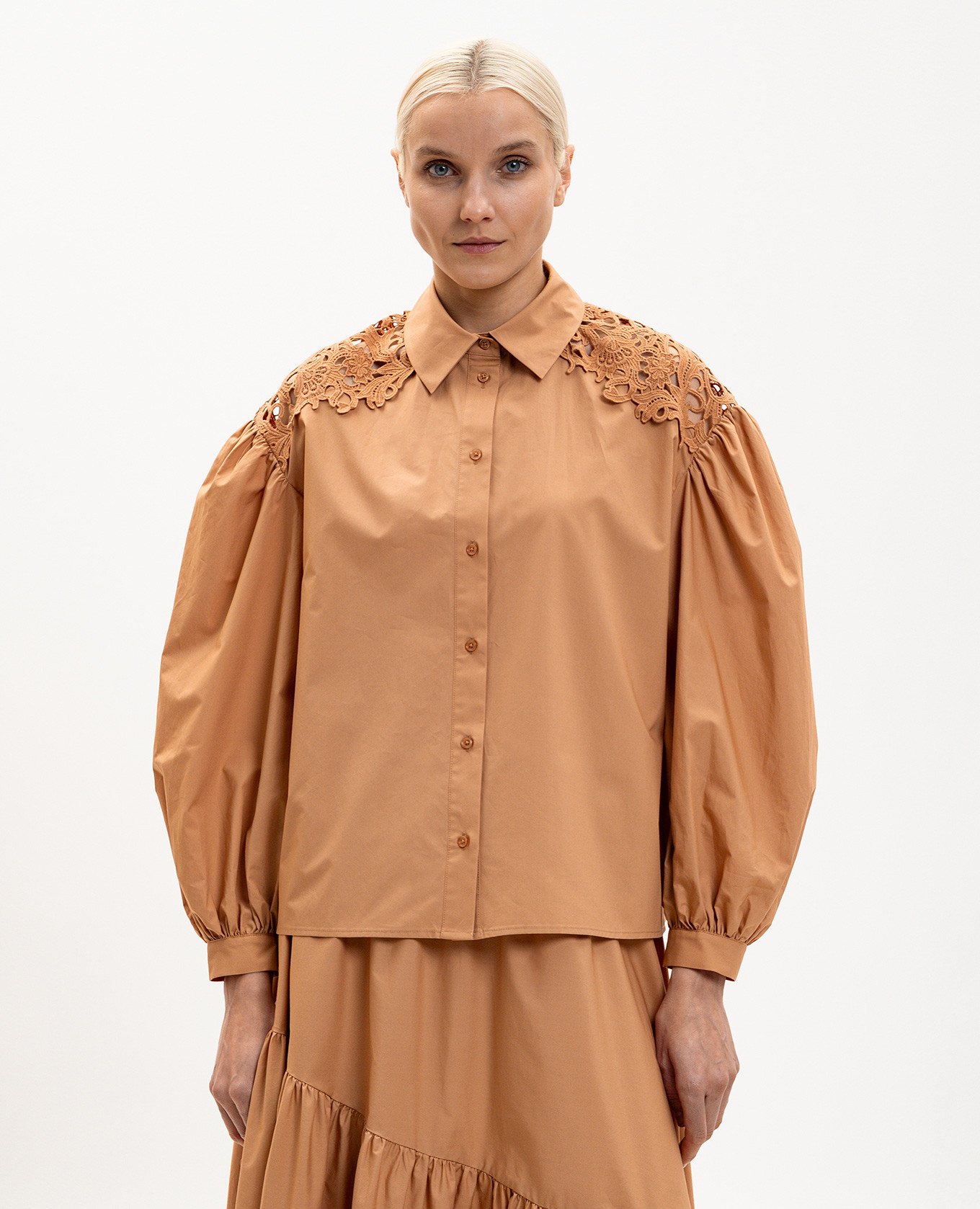 

Brown shirt with lace Twinset