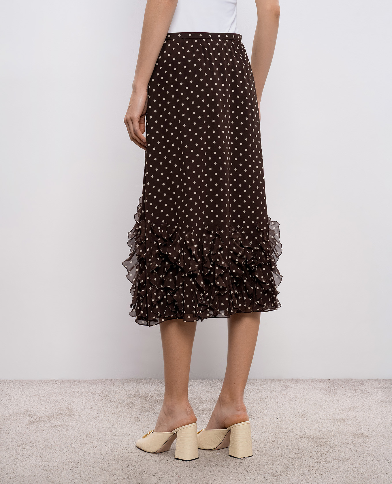 

Brown polka dot silk skirt Valentino