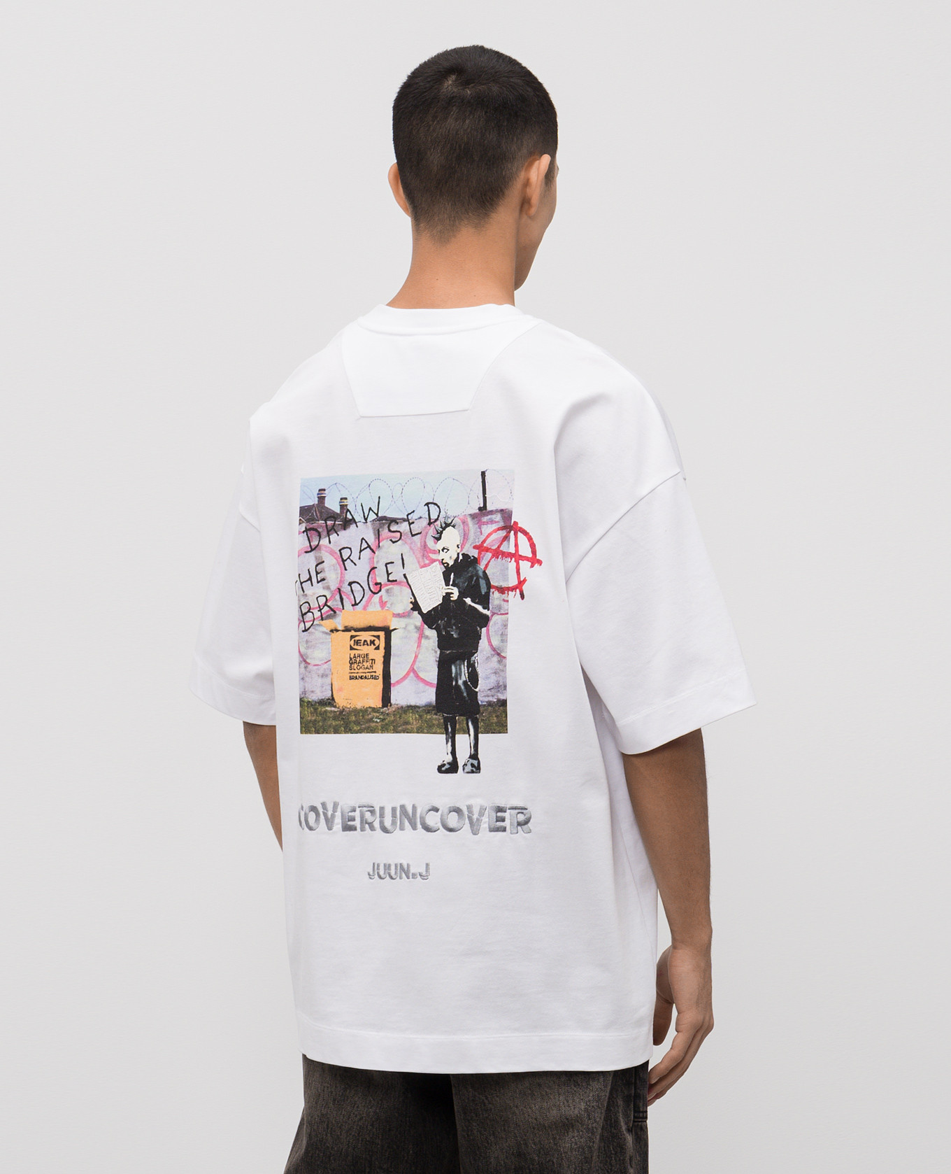 White T-shirt with branded print Juun.j 4