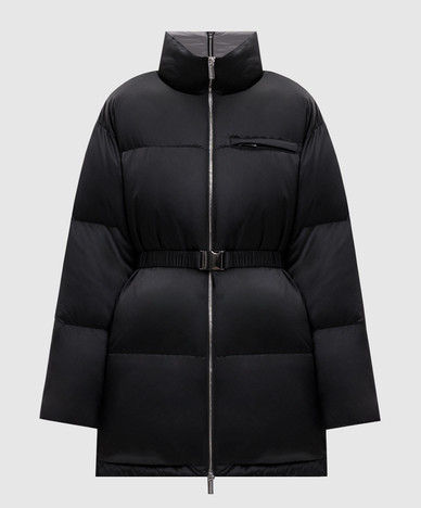Doudoune noire avec emblème brodé