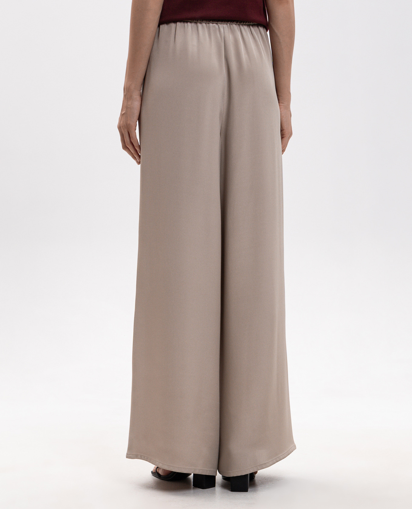 

Beige silk VOLONTA pants Max Mara