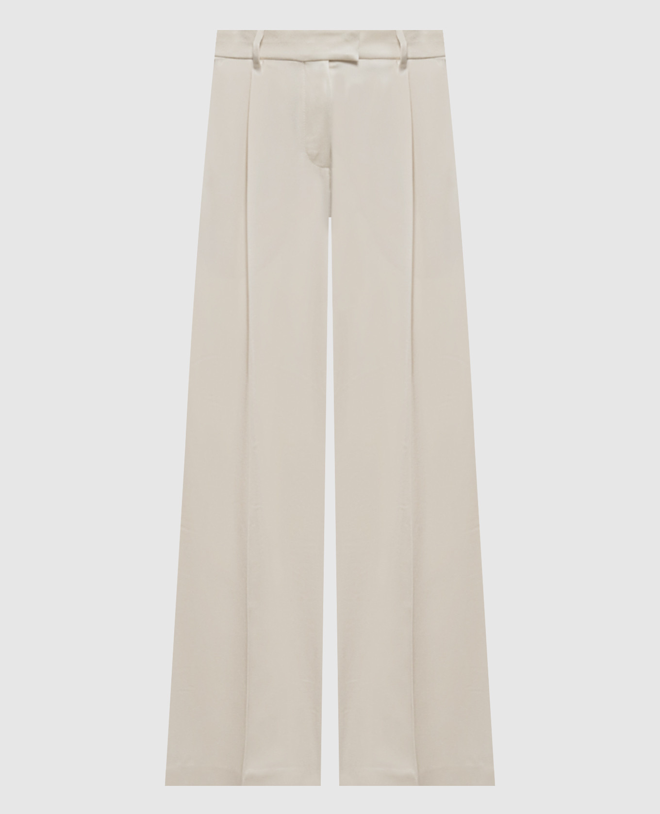 Beige pants with a monil chain
