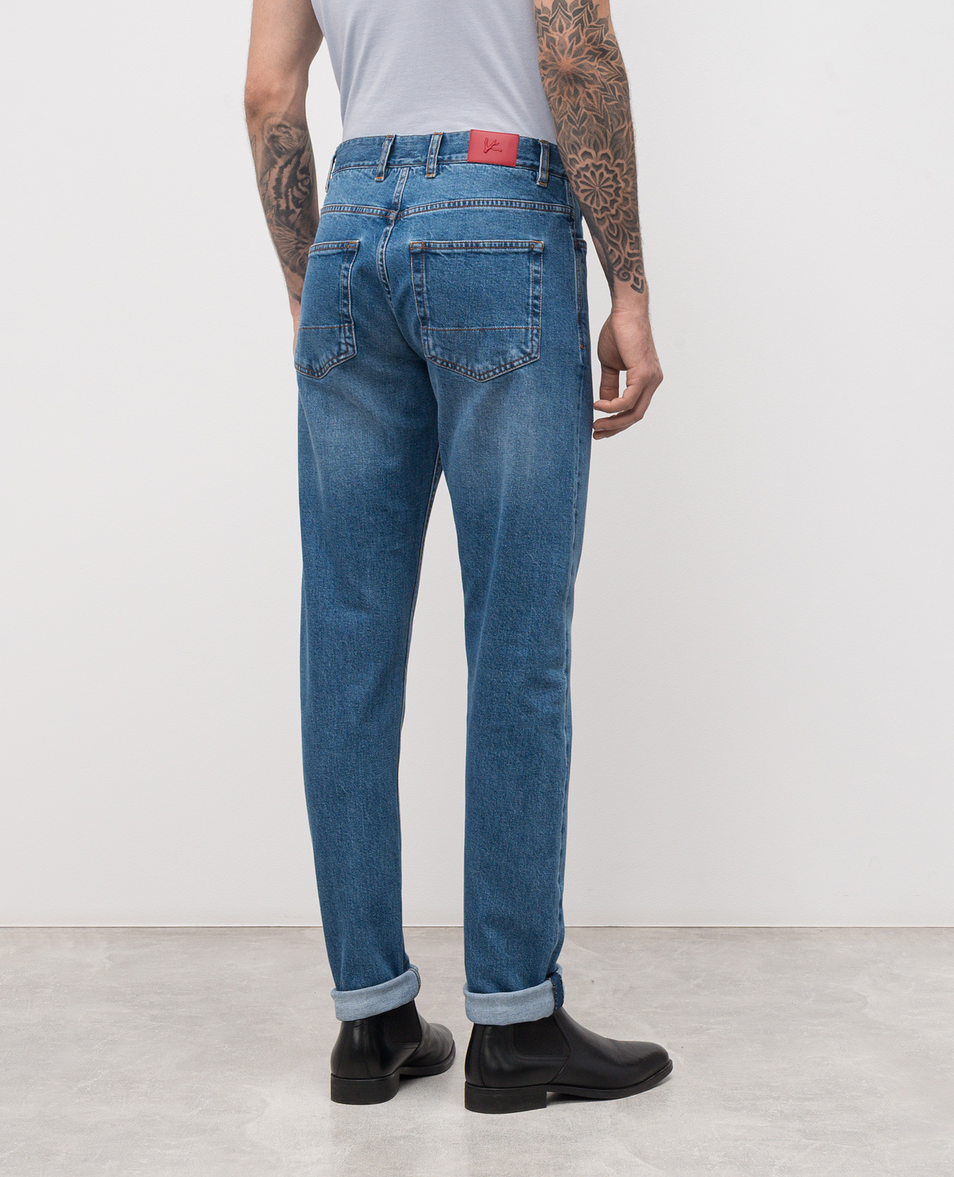 

Blue jeans with a worn effect ISAIA