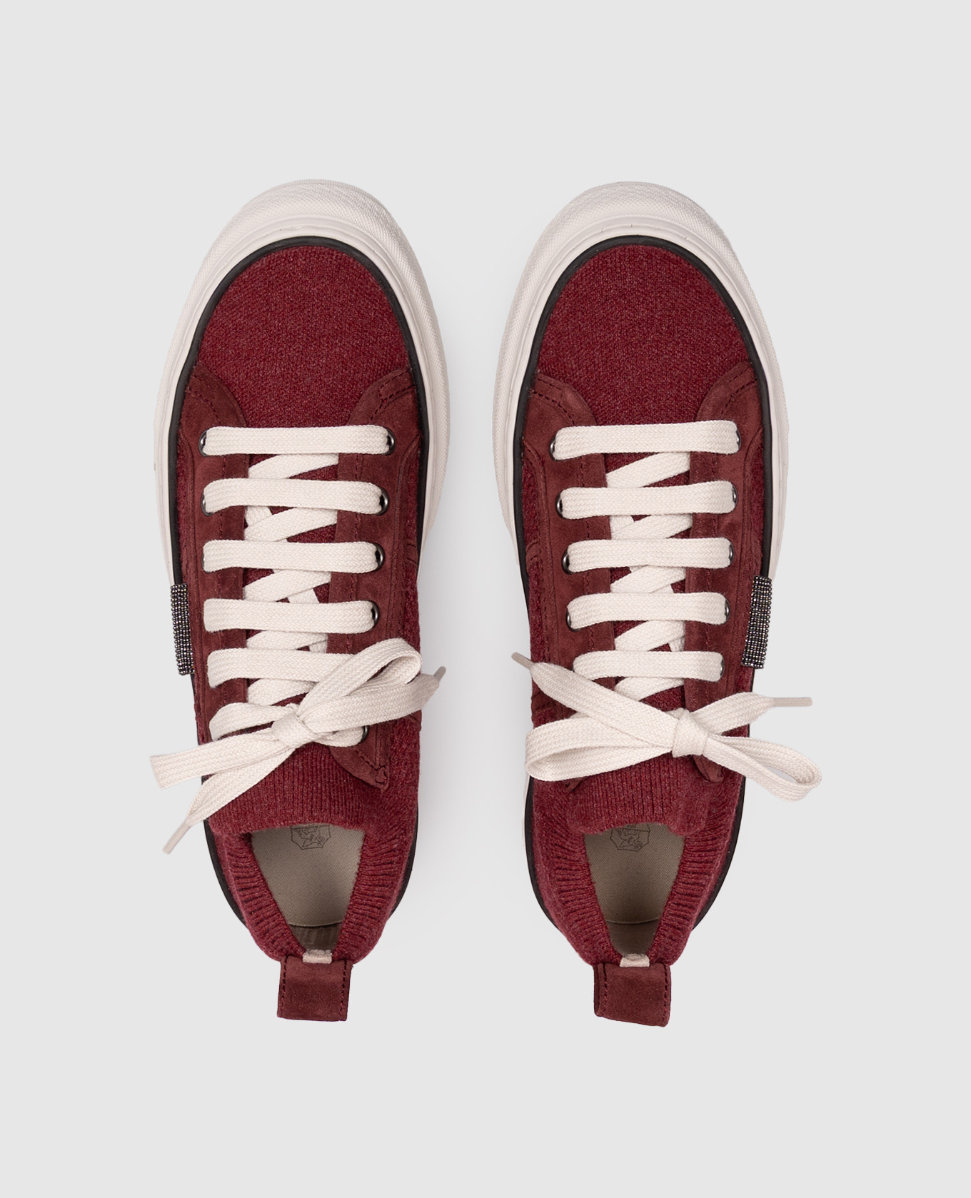 

Burgundy sneakers with a monil chain Brunello Cucinelli